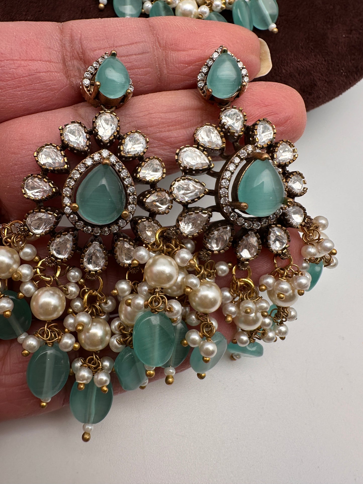 Victorian Moissanite Choker Color Stone Necklace - LightGreen