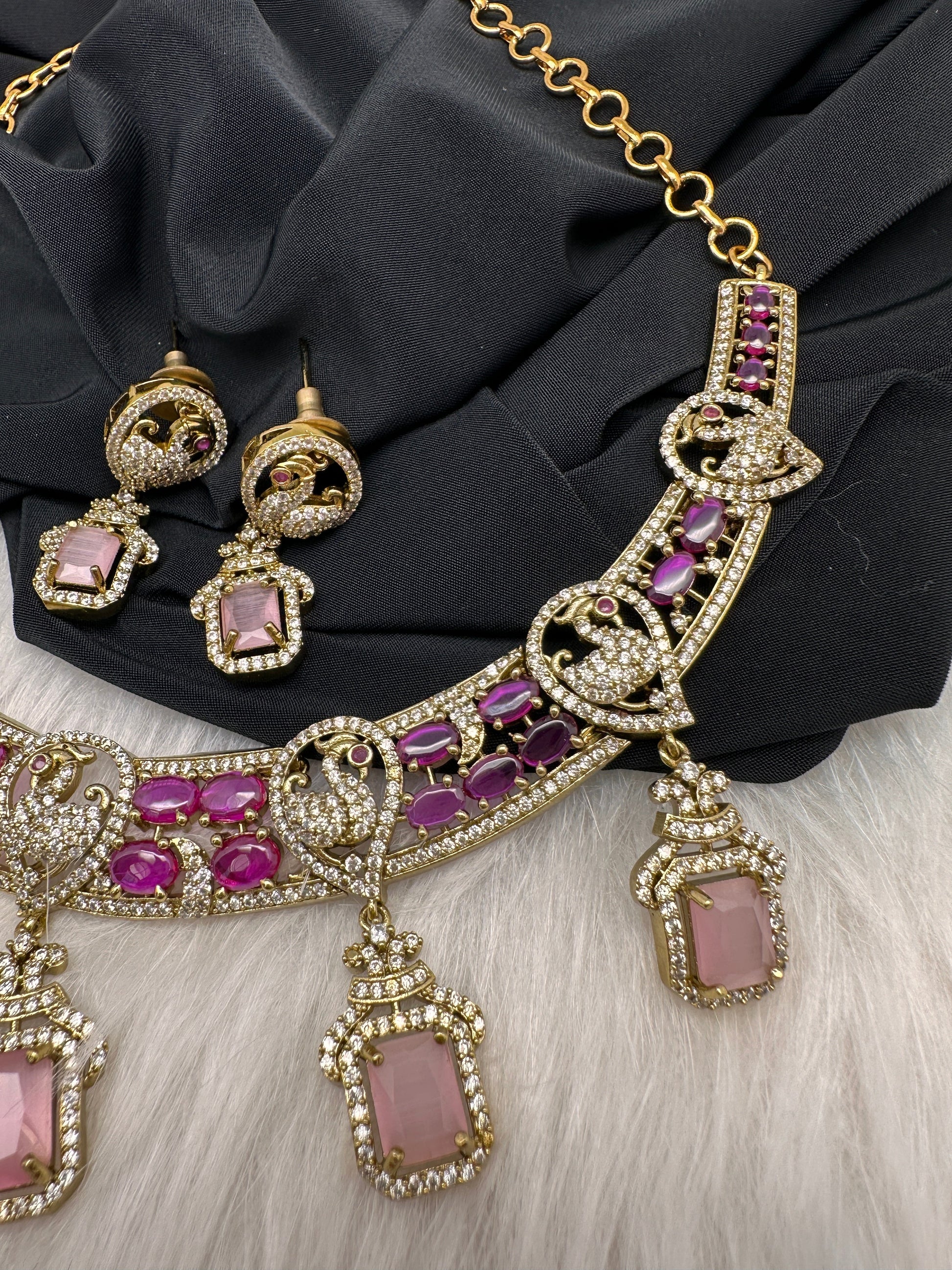 Peacock Mehendi Finish Neckline Color Stone Necklace - Pink