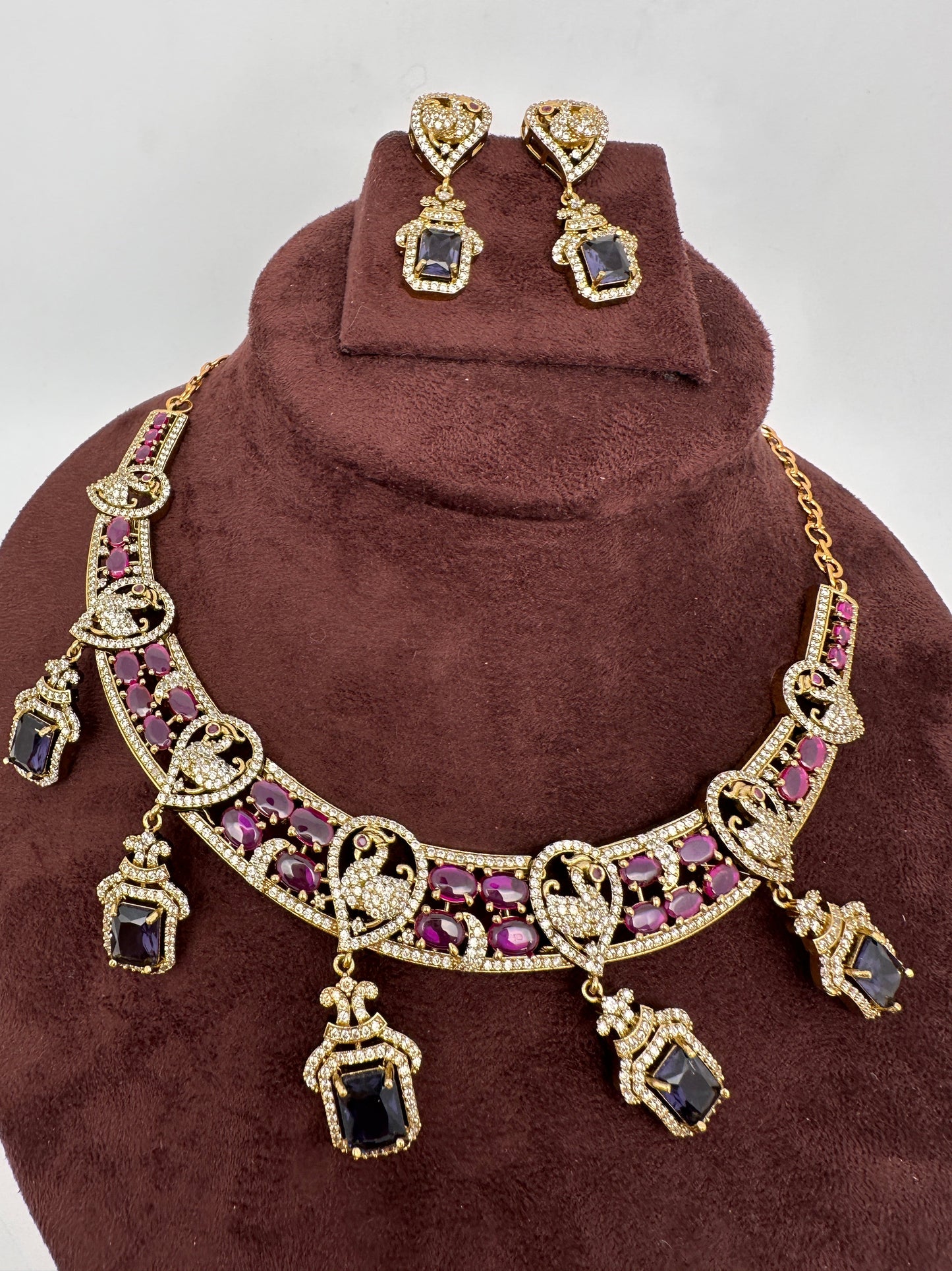 Peacock Mehendi Finish Neckline Color Stone Necklace - Purple