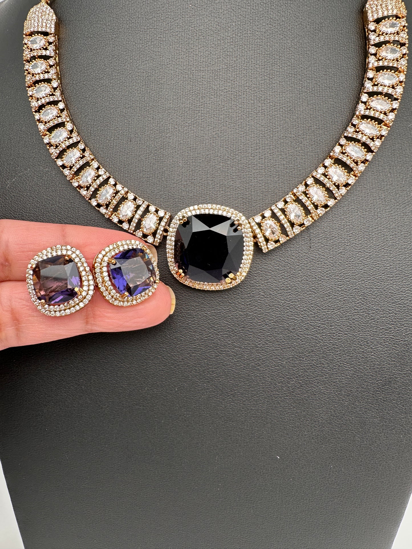 Doublet Mehendi Finish Neckline Color Stone Necklace