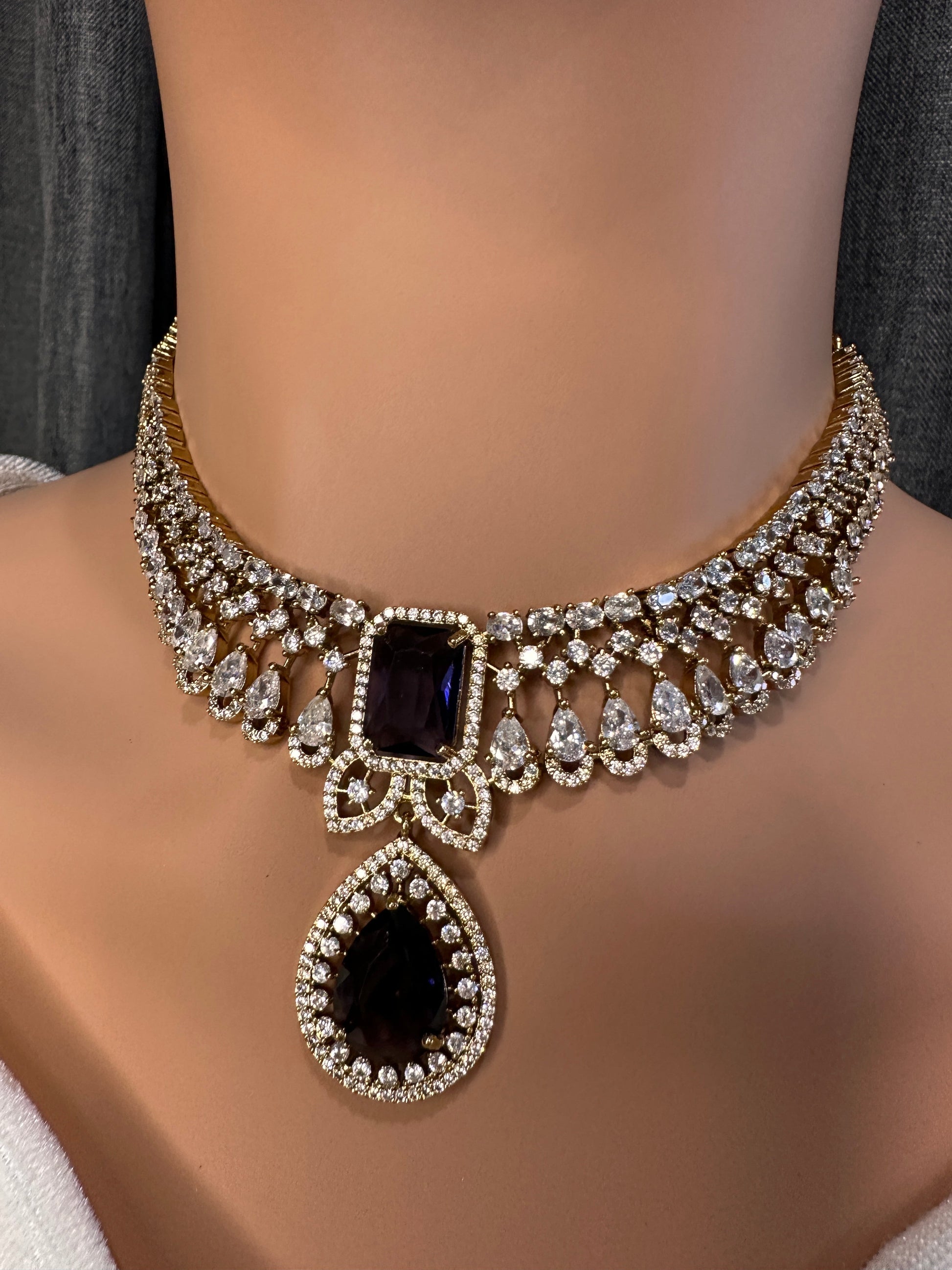 Doublet Mehendi Finish Neckline Color Stone Necklace - Purple