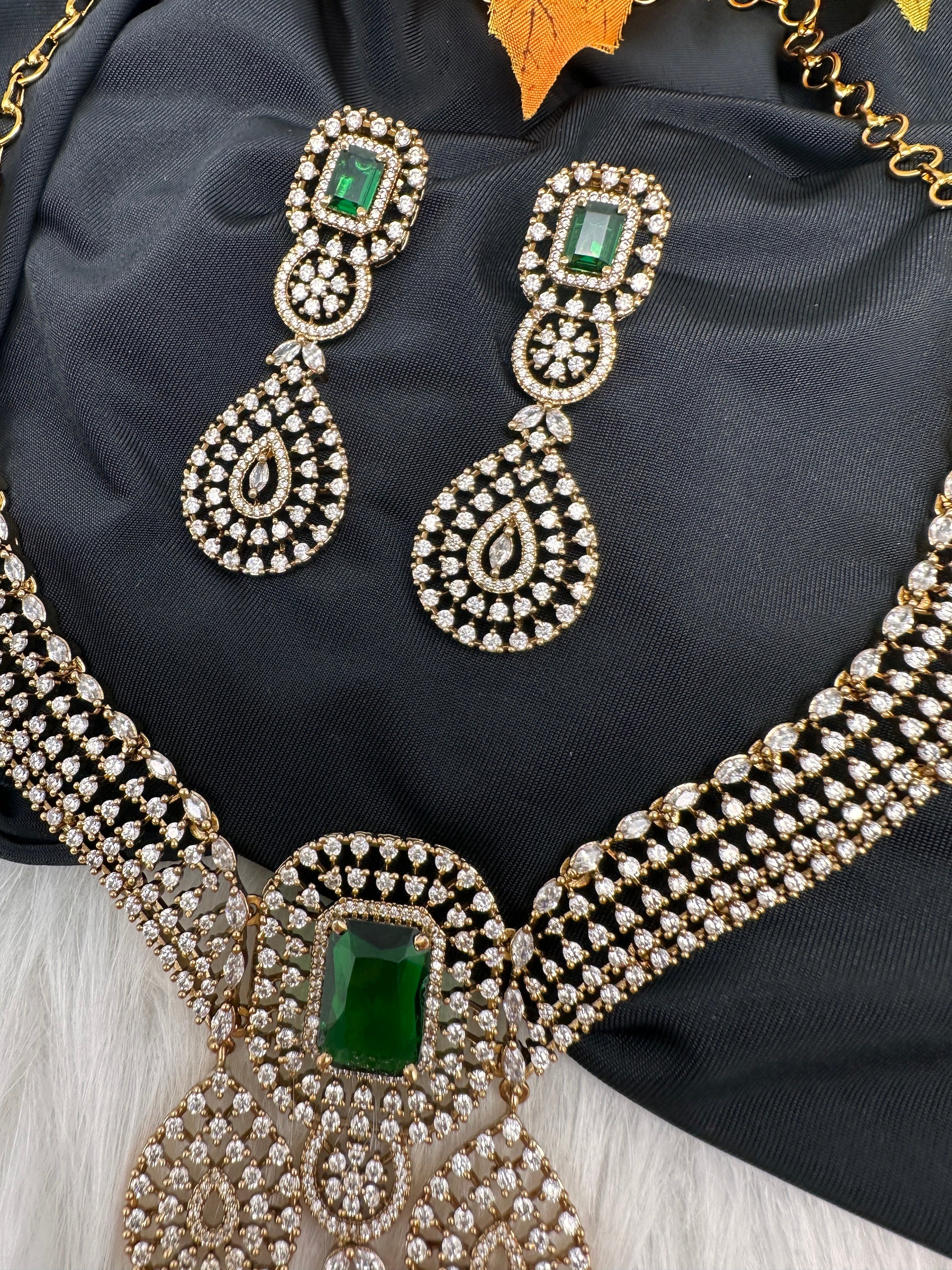 CZ Victorian Color Stone Neckline Necklace - Green