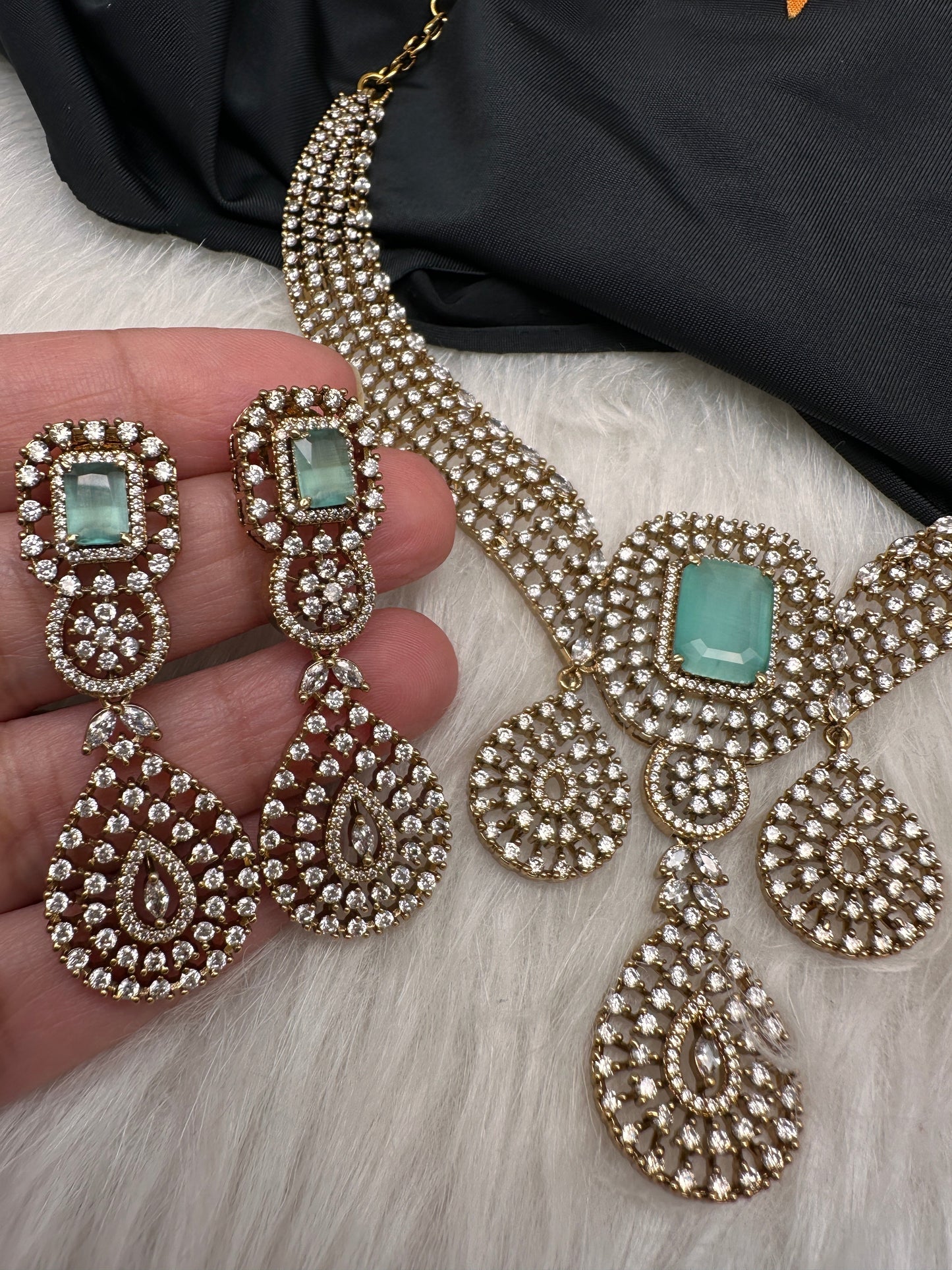 CZ Victorian Color Stone Neckline Necklace - MintGreen