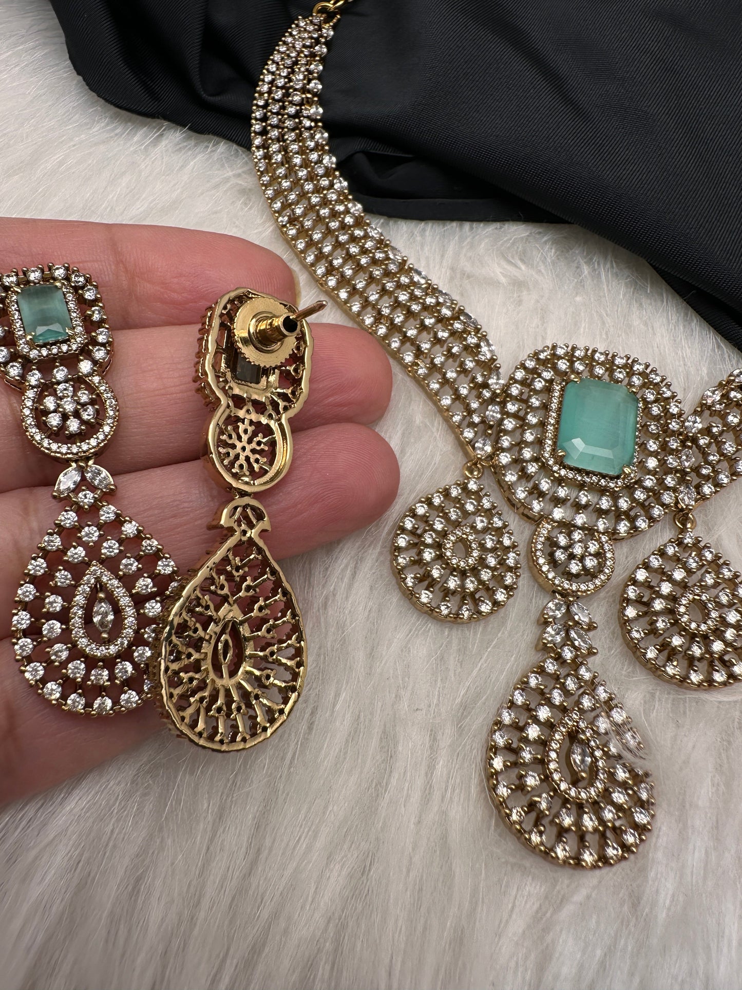 CZ Victorian Color Stone Neckline Necklace - MintGreen