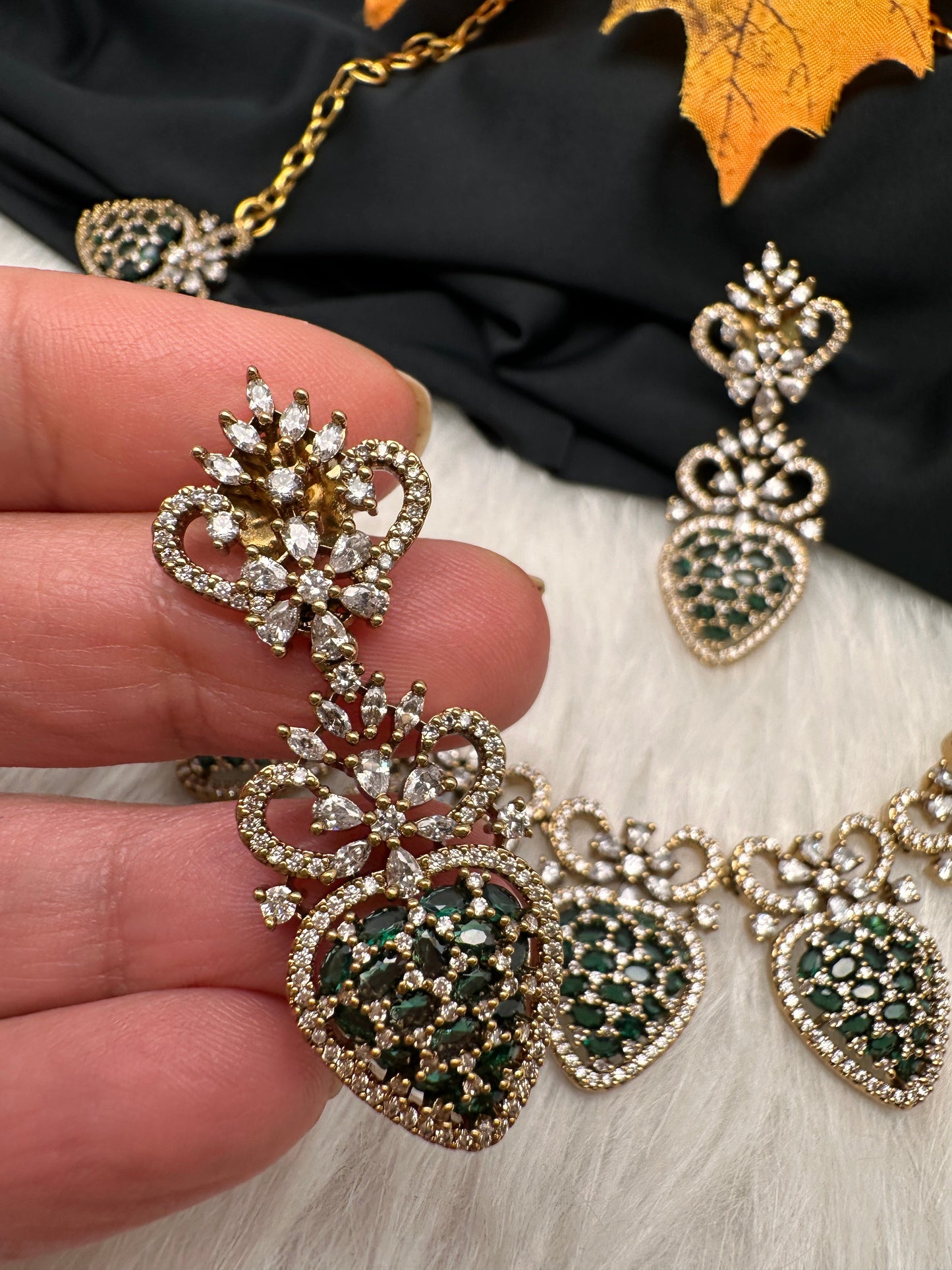CZ Victorian Color Stone Nano Setting Neckline Necklace - Green