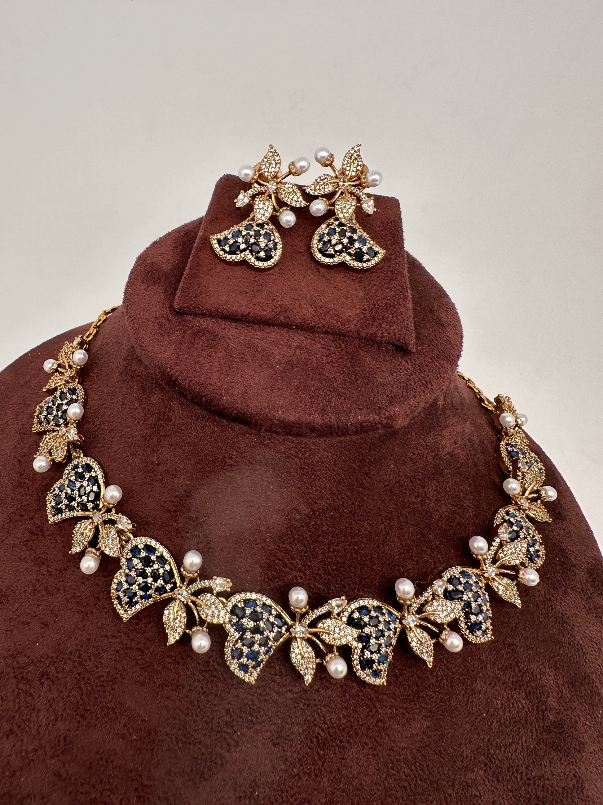 CZ Victorian Color Stone Nano Setting Neckline Necklace - Blue