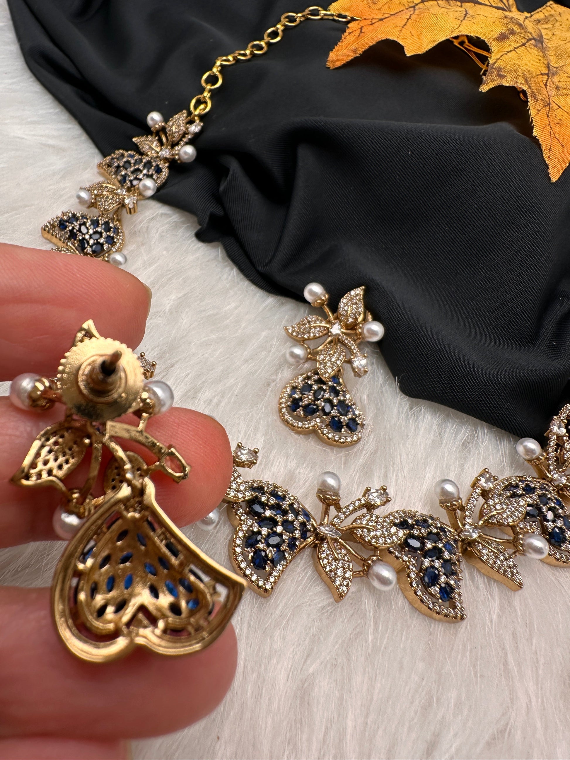CZ Victorian Color Stone Nano Setting Neckline Necklace - Blue