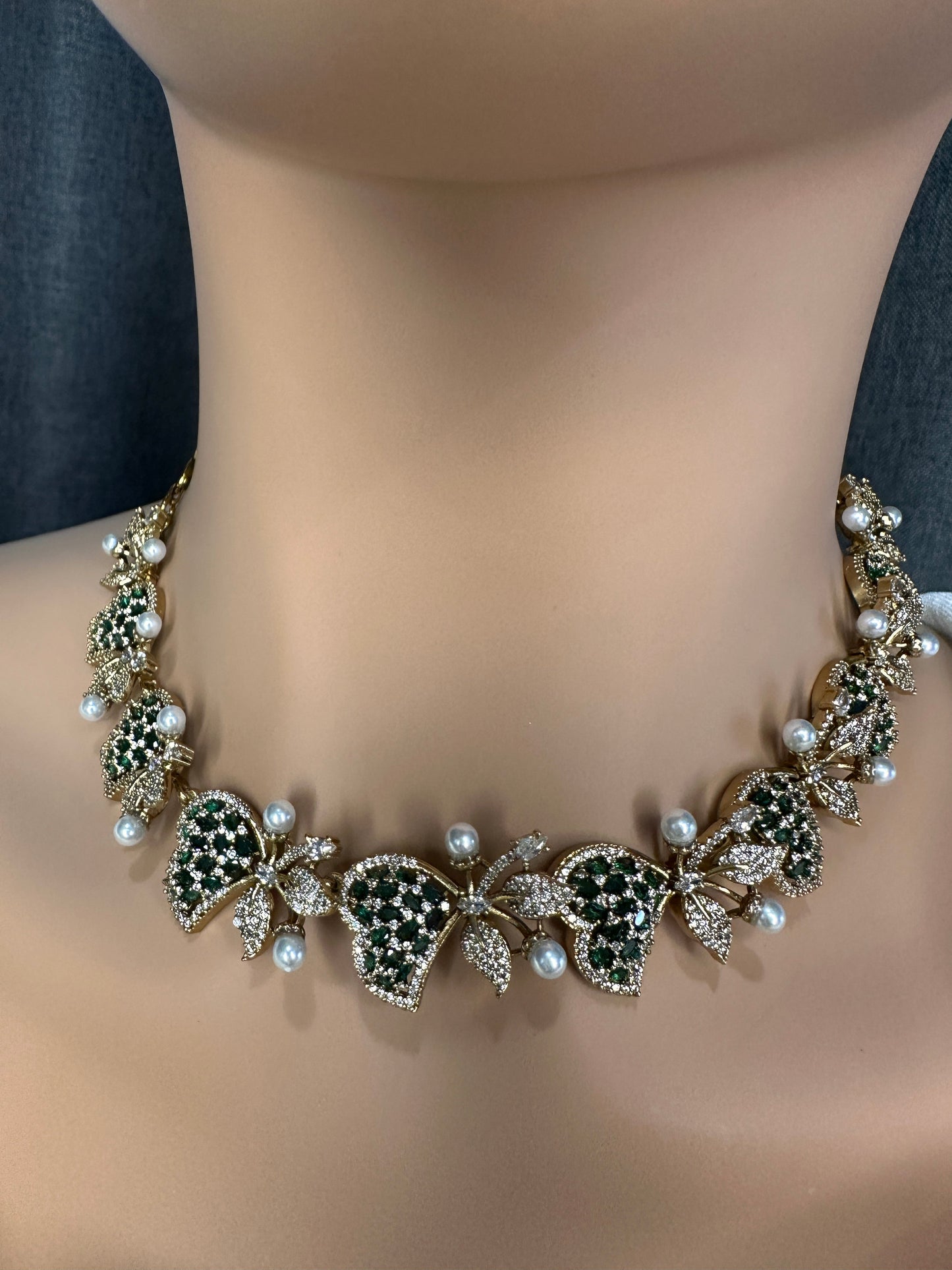 CZ Victorian Color Stone Nano Setting Neckline Necklace - Green