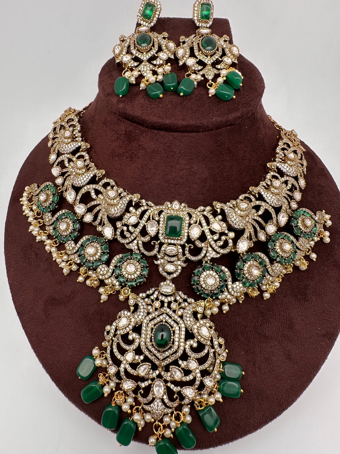 Moissanite  Victorian Color Stone Statement Neckline Necklace - Green