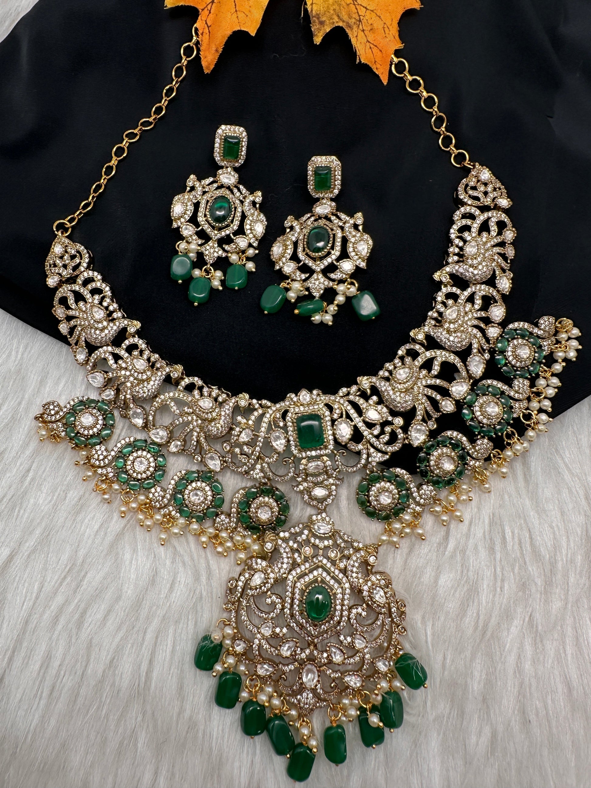 Moissanite  Victorian Color Stone Statement Neckline Necklace - Green