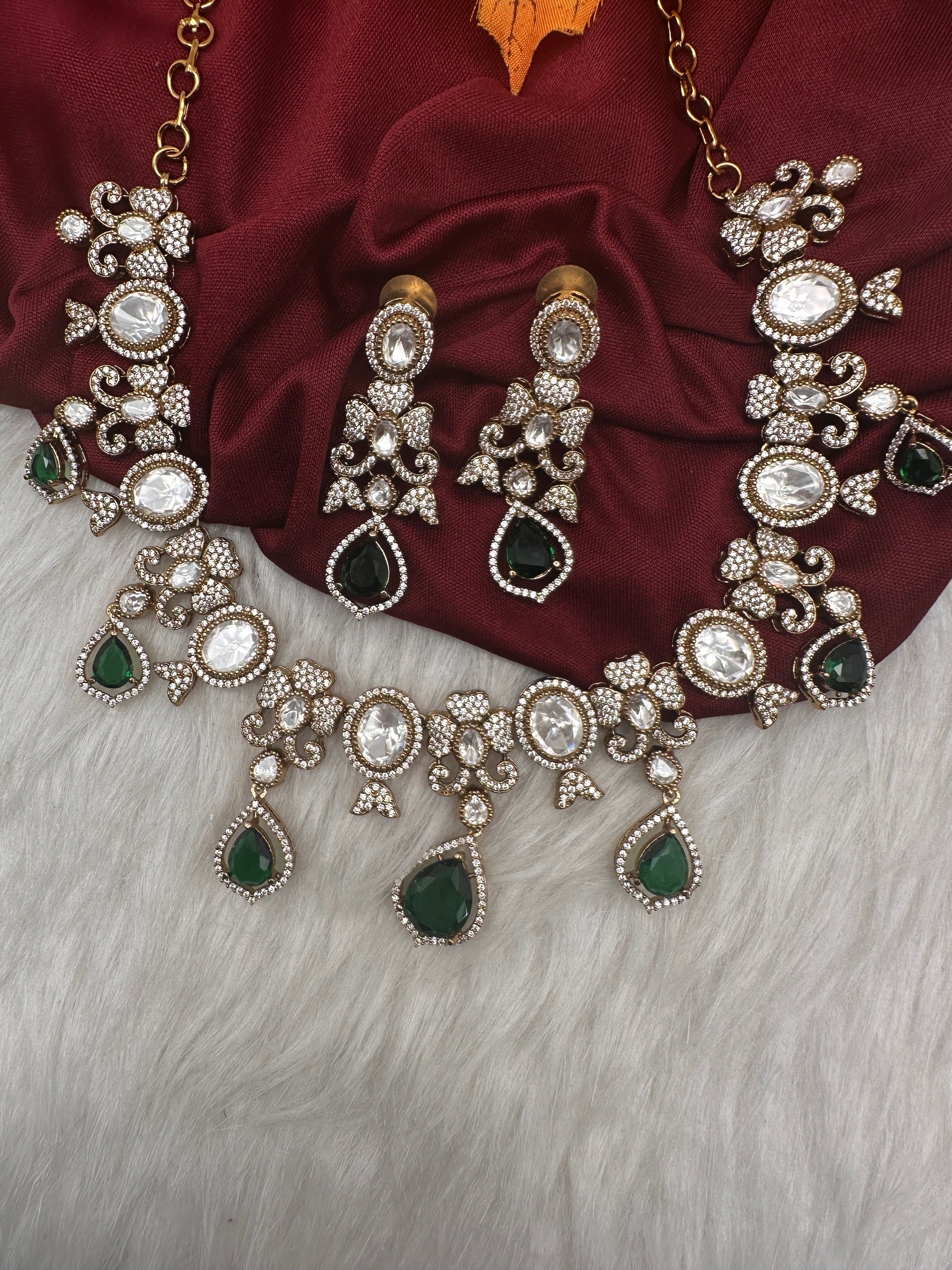 Moissanite  Victorian Color Stone CZ Neckline Necklace - Green