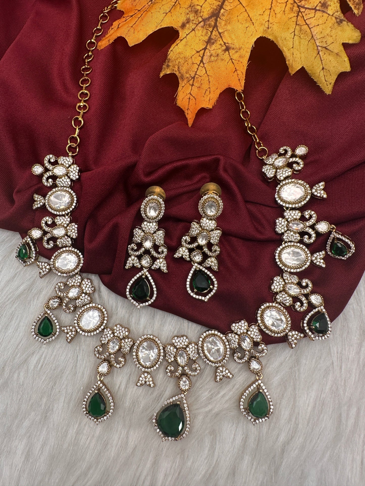 Moissanite  Victorian Color Stone CZ Neckline Necklace - Green