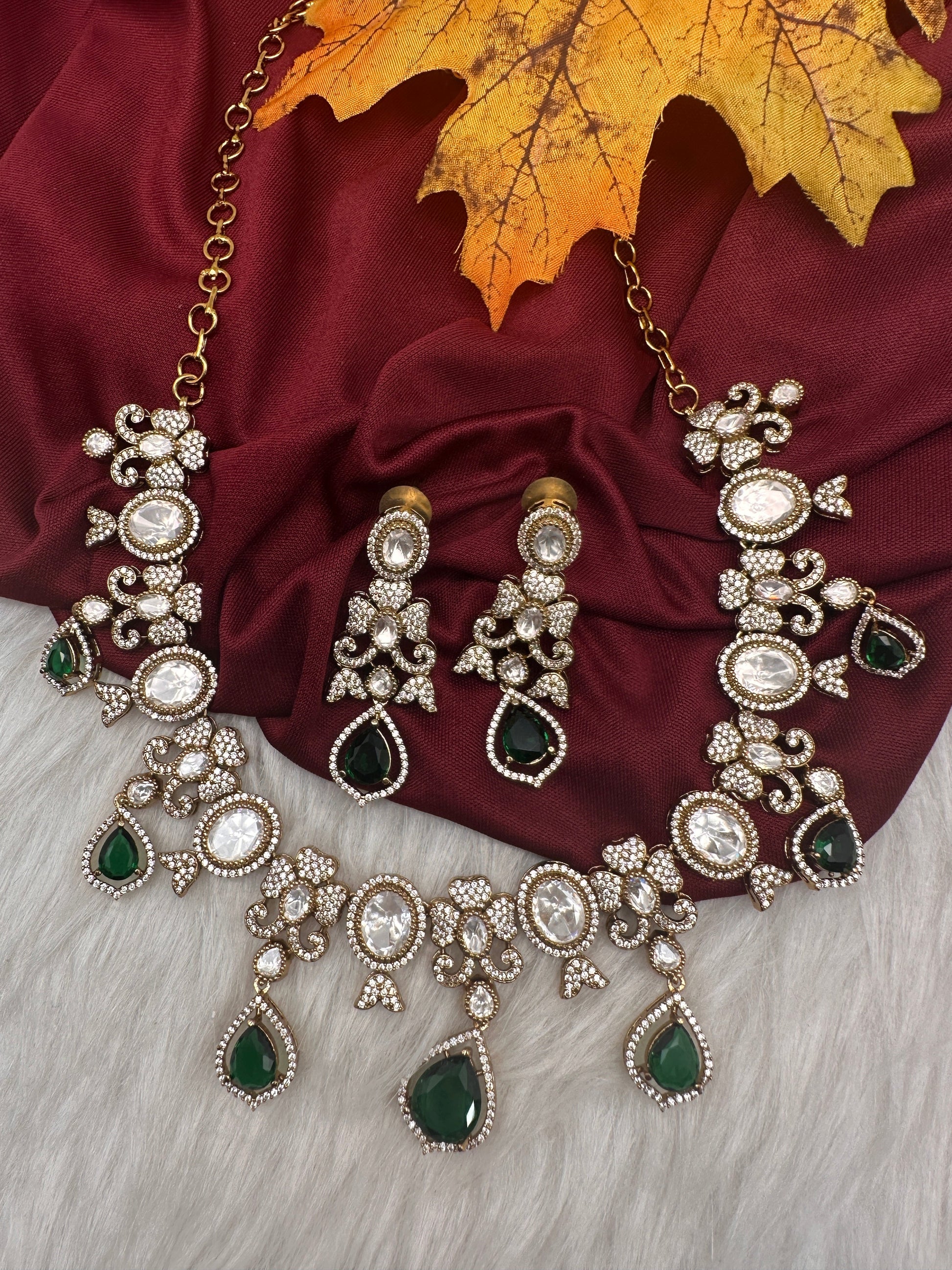 Moissanite  Victorian Color Stone CZ Neckline Necklace - Green