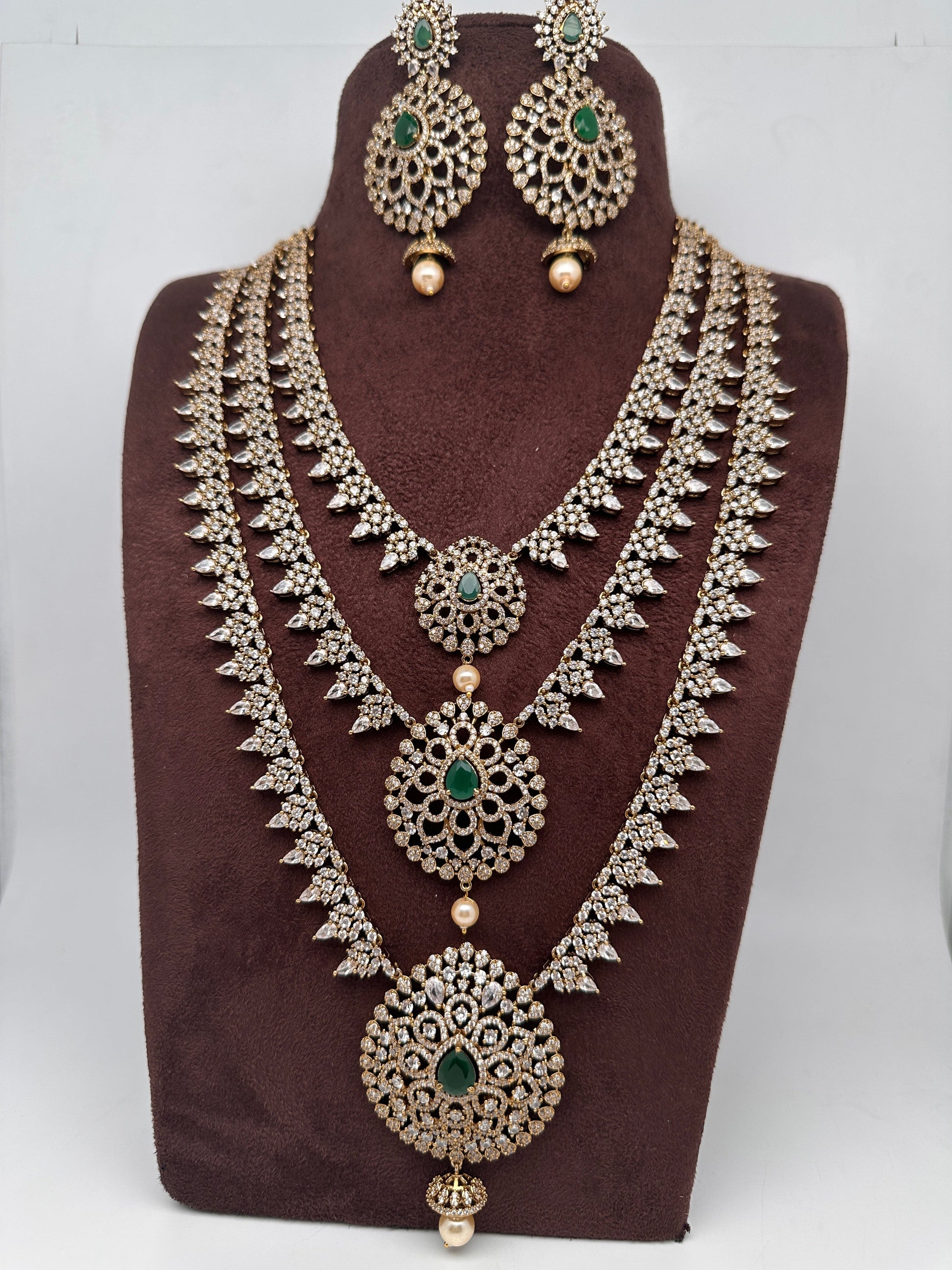 Multi Layer Teen Lada  Victorian Color Stone Statement Necklace - Green