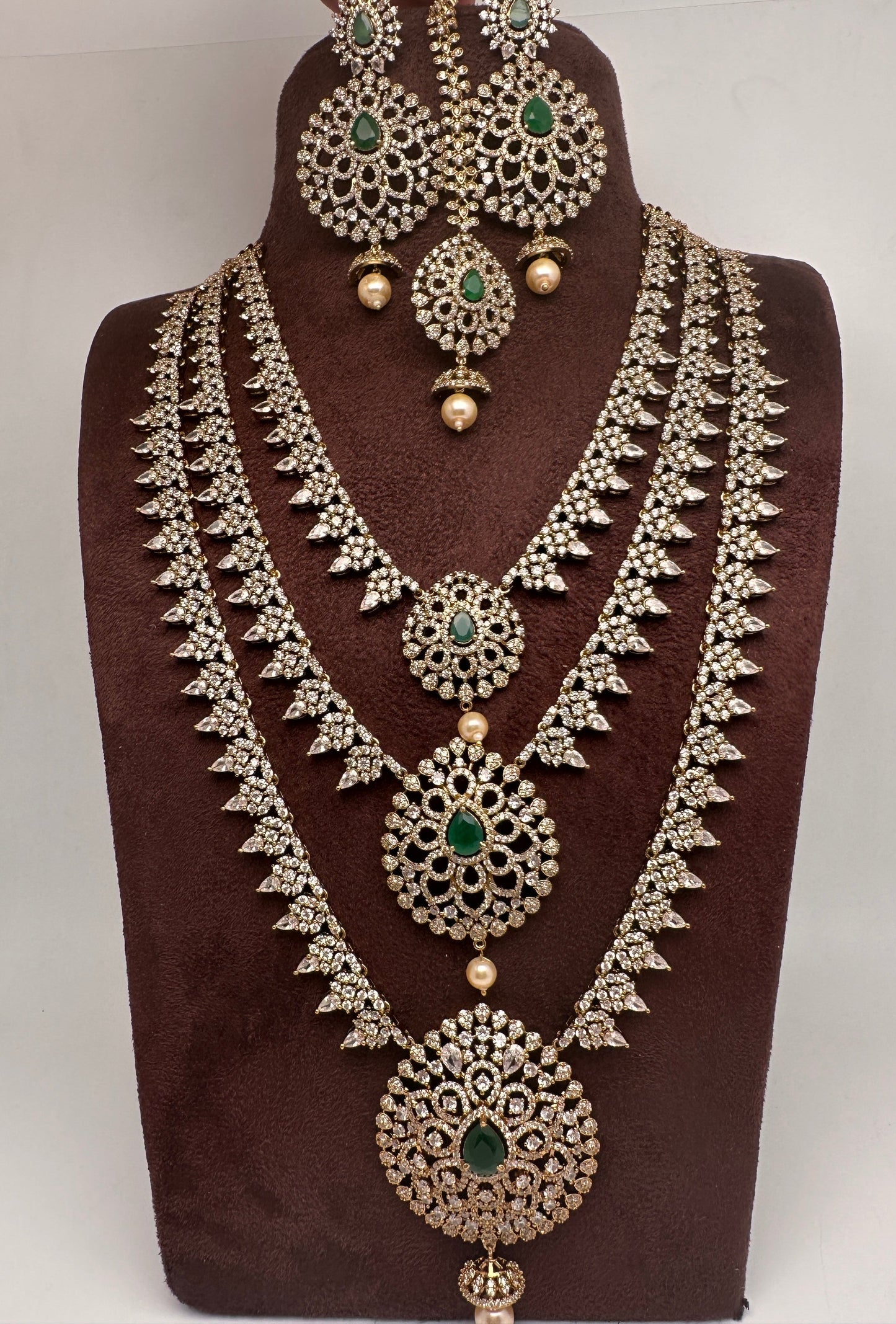 Multi Layer Teen Lada  Victorian Color Stone Statement Necklace - Green