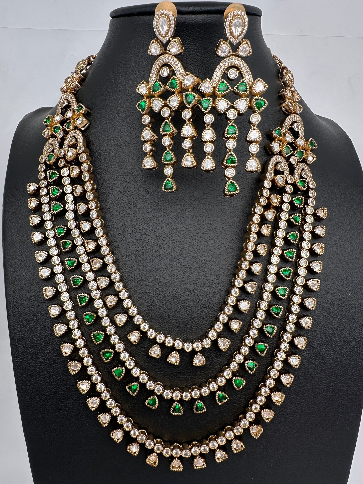 Multi Layer Teen Lada  Victorian Color Stone Statement Necklace - Green