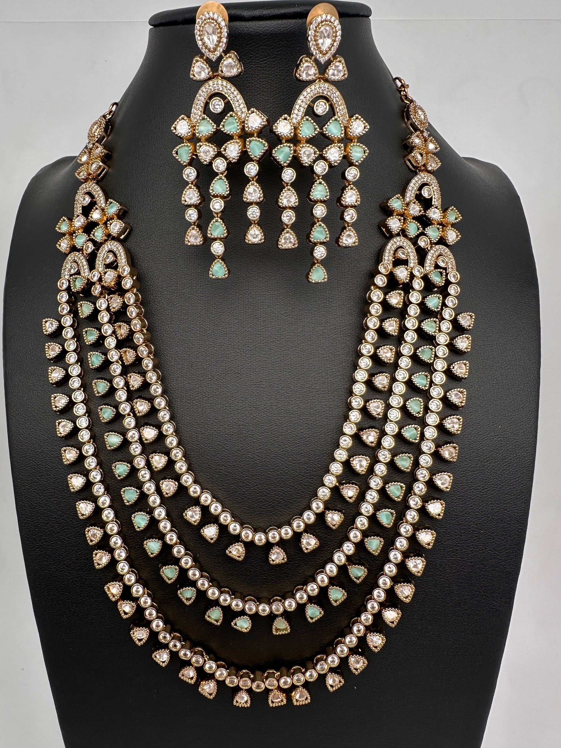Multi Layer Teen Lada  Victorian Color Stone Statement Necklace - MintGreen