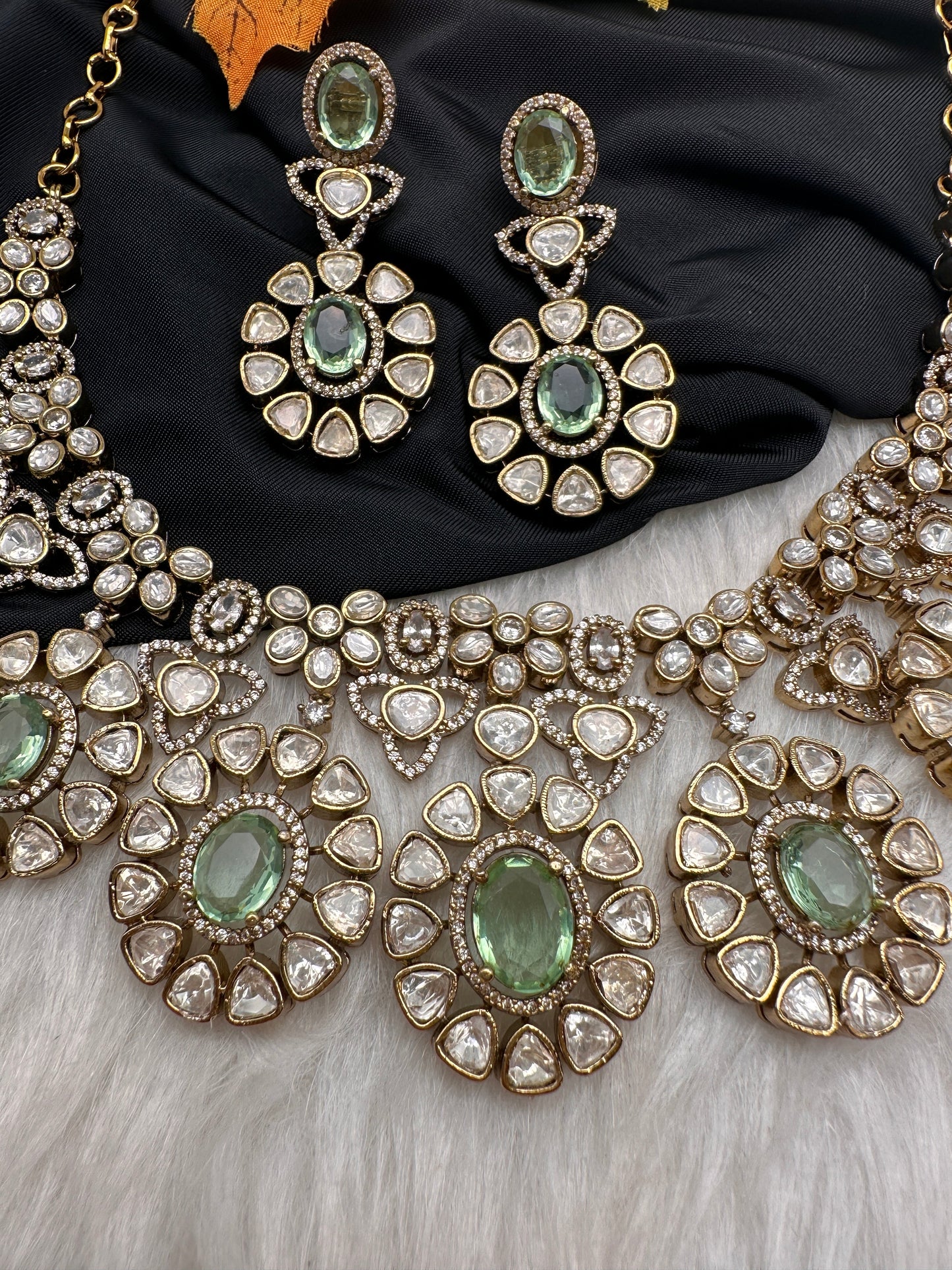 Moissanite Doublet Victorian Color Stone CZ Neckline Necklace - LightGreen