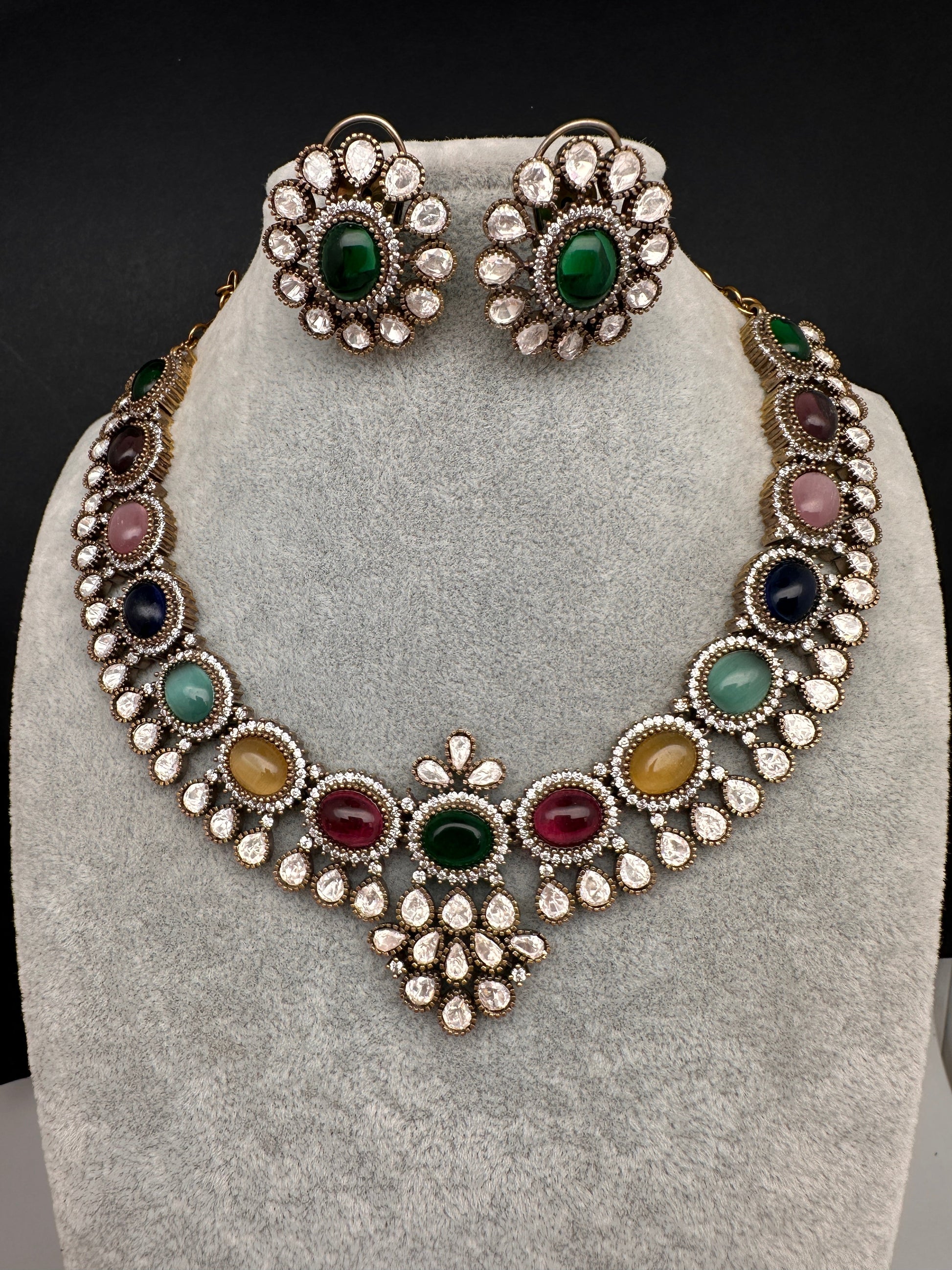 Moissanite Victorian Color Stone Necklace Comes With Studs - Multi