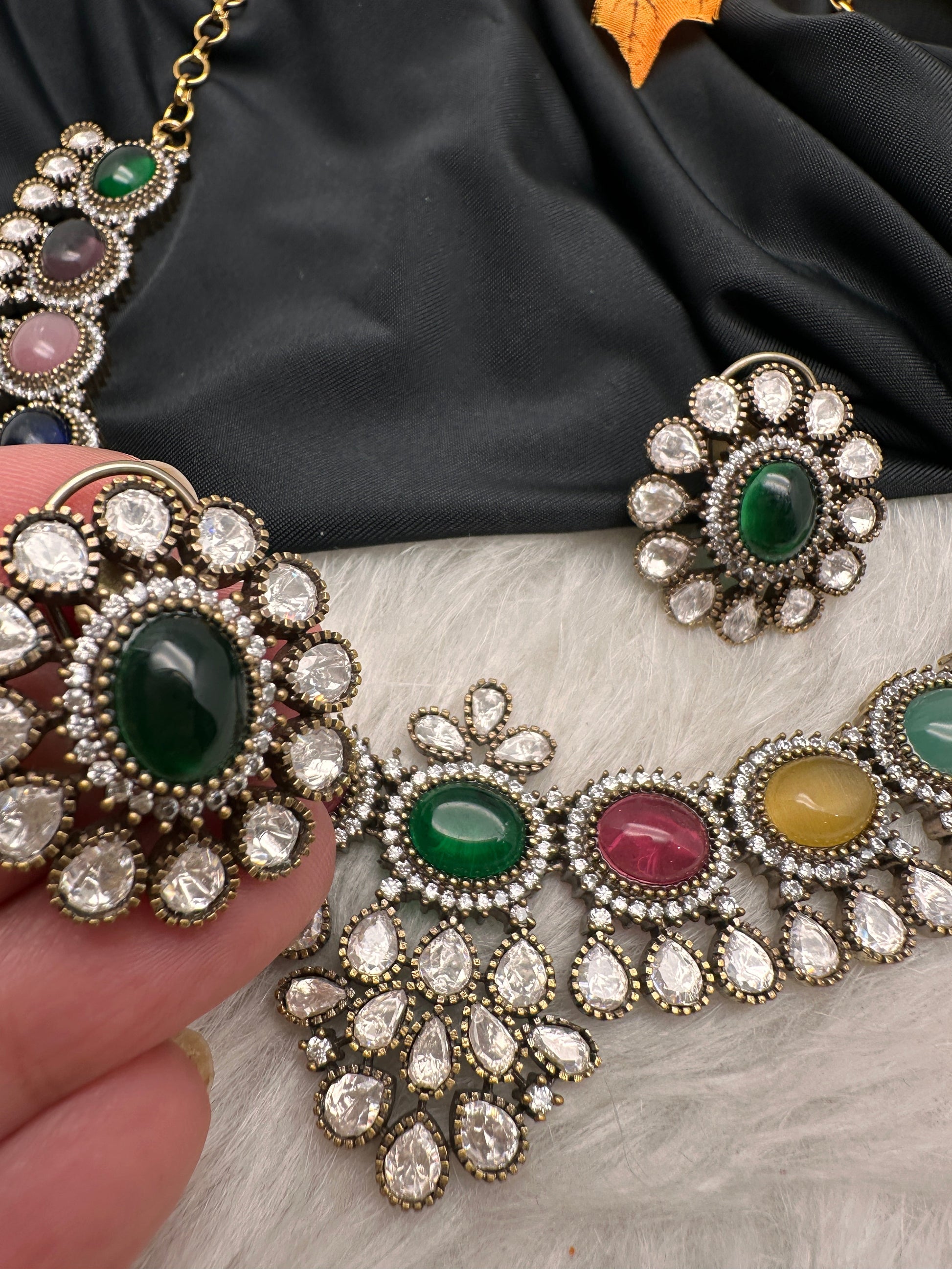 Moissanite Victorian Color Stone Necklace Comes With Studs - Multi