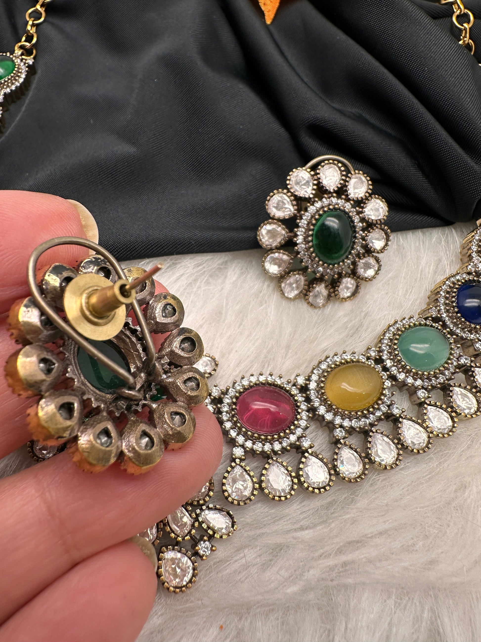 Moissanite Victorian Color Stone Necklace Comes With Studs - Multi