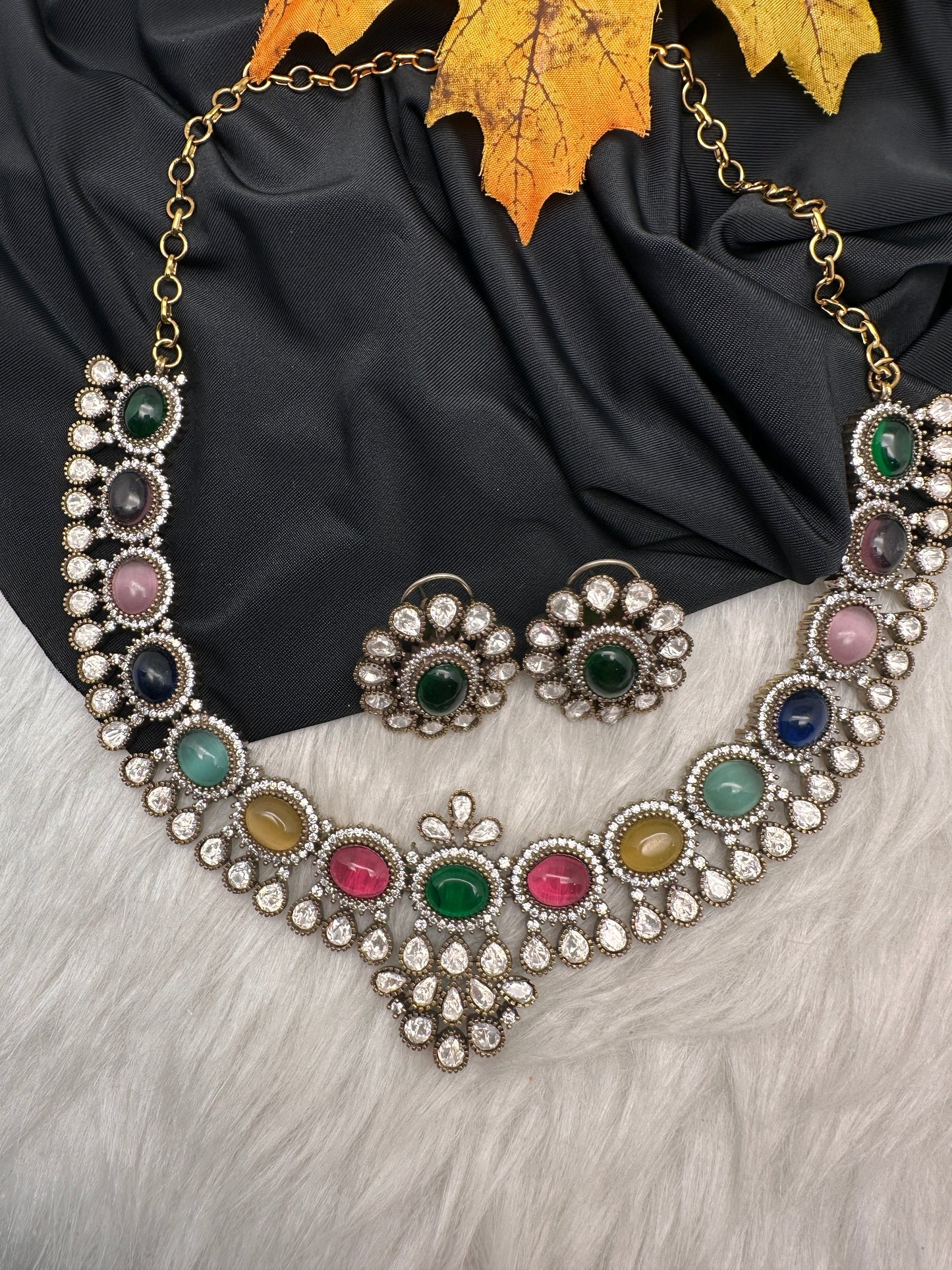 Moissanite Victorian Color Stone Necklace Comes With Studs - Multi