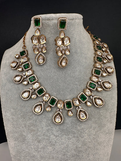 Moissanite Uncut Finish Victorian Color Stone Necklace - Green