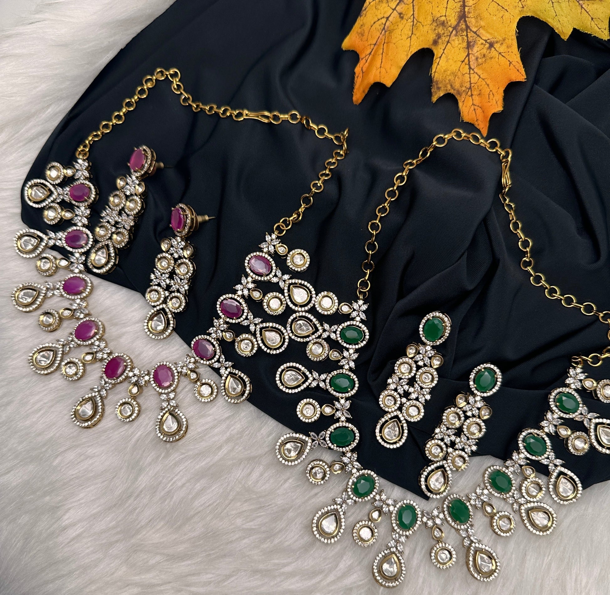 Moissanite Kundan Victorian Color Stone Necklace - Green