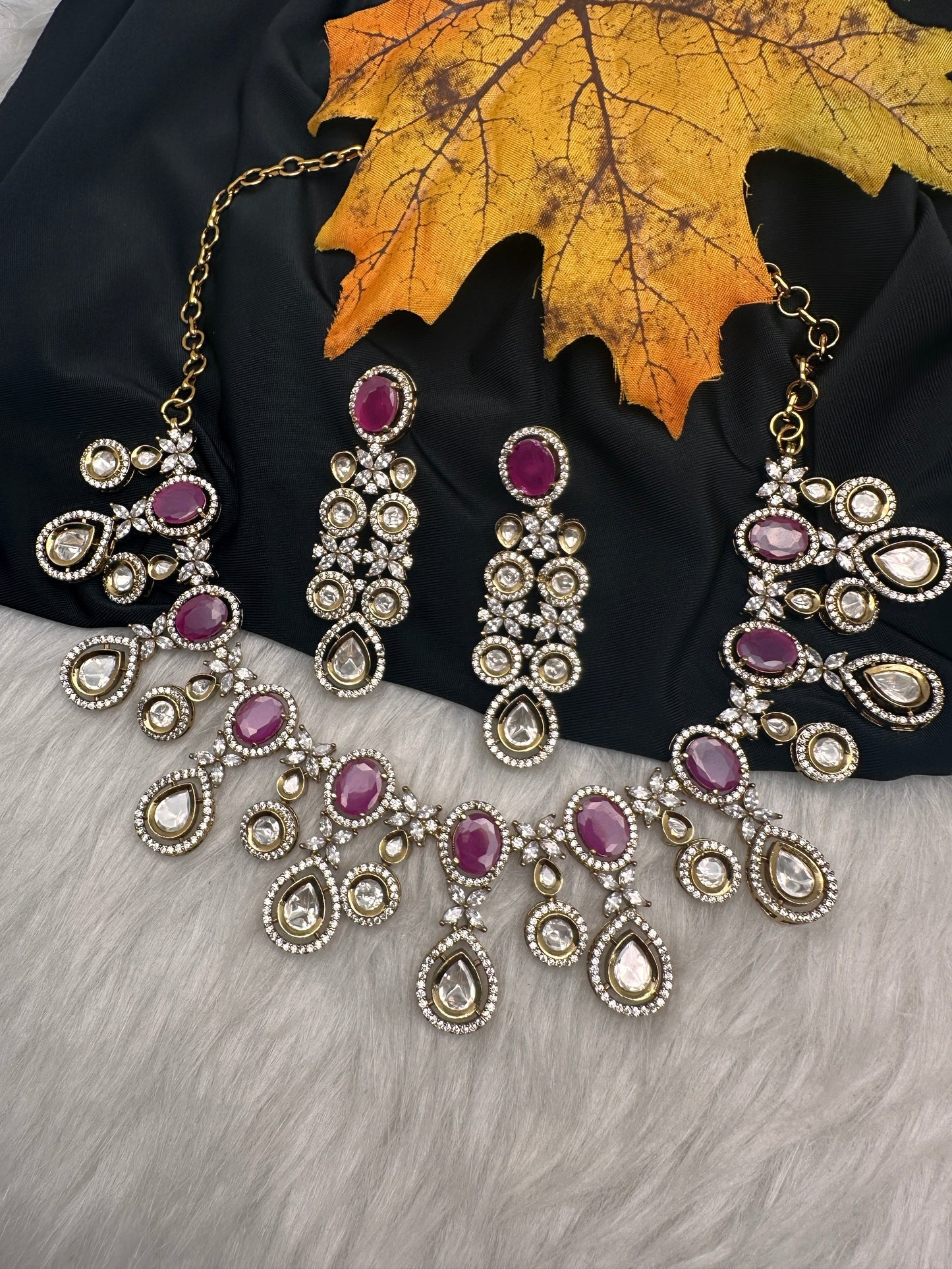 Moissanite Kundan Victorian Color Stone Necklace - Red