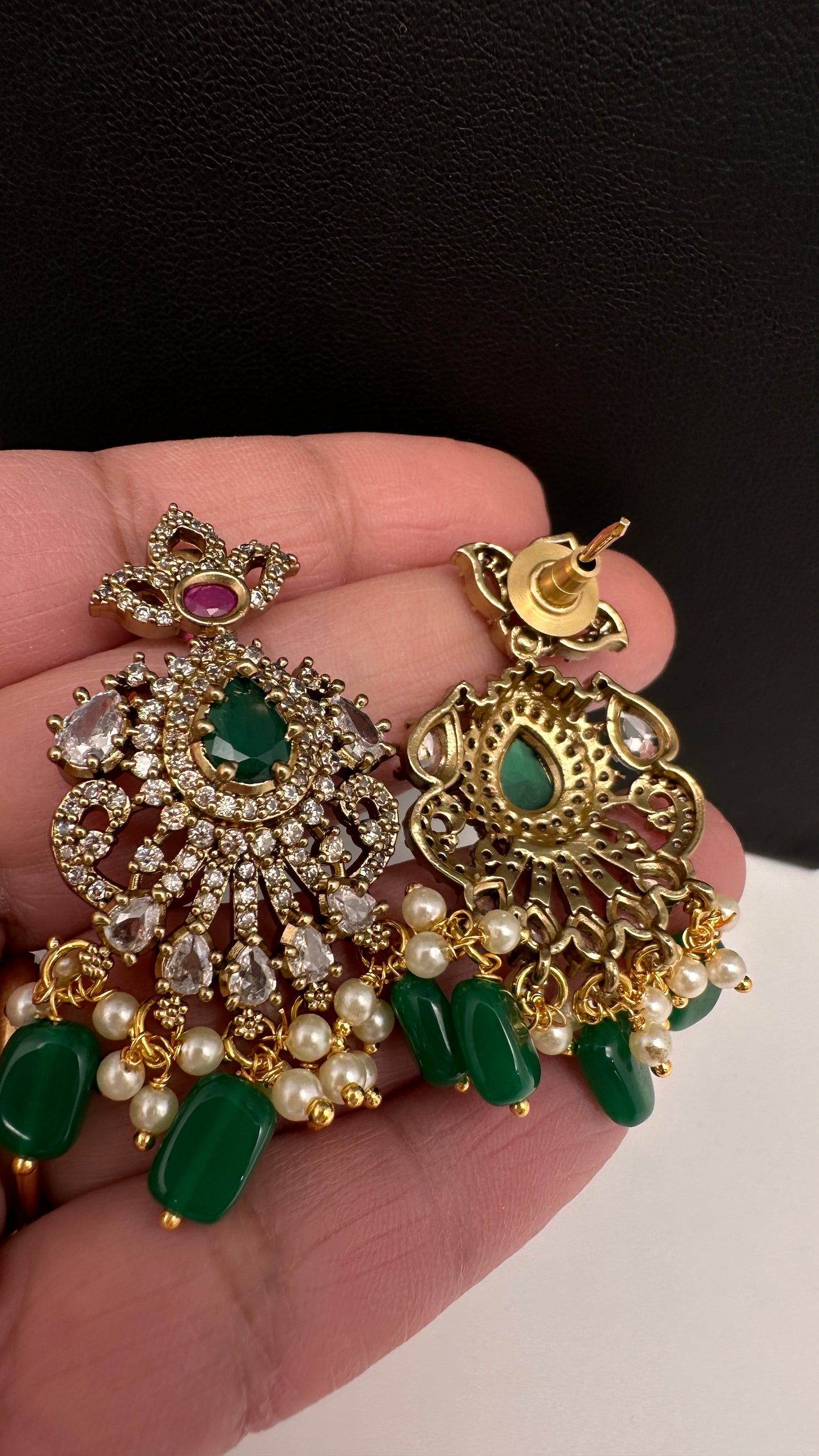 Victorian CZ Birdie Elepant Pattern Short Necklace - 
