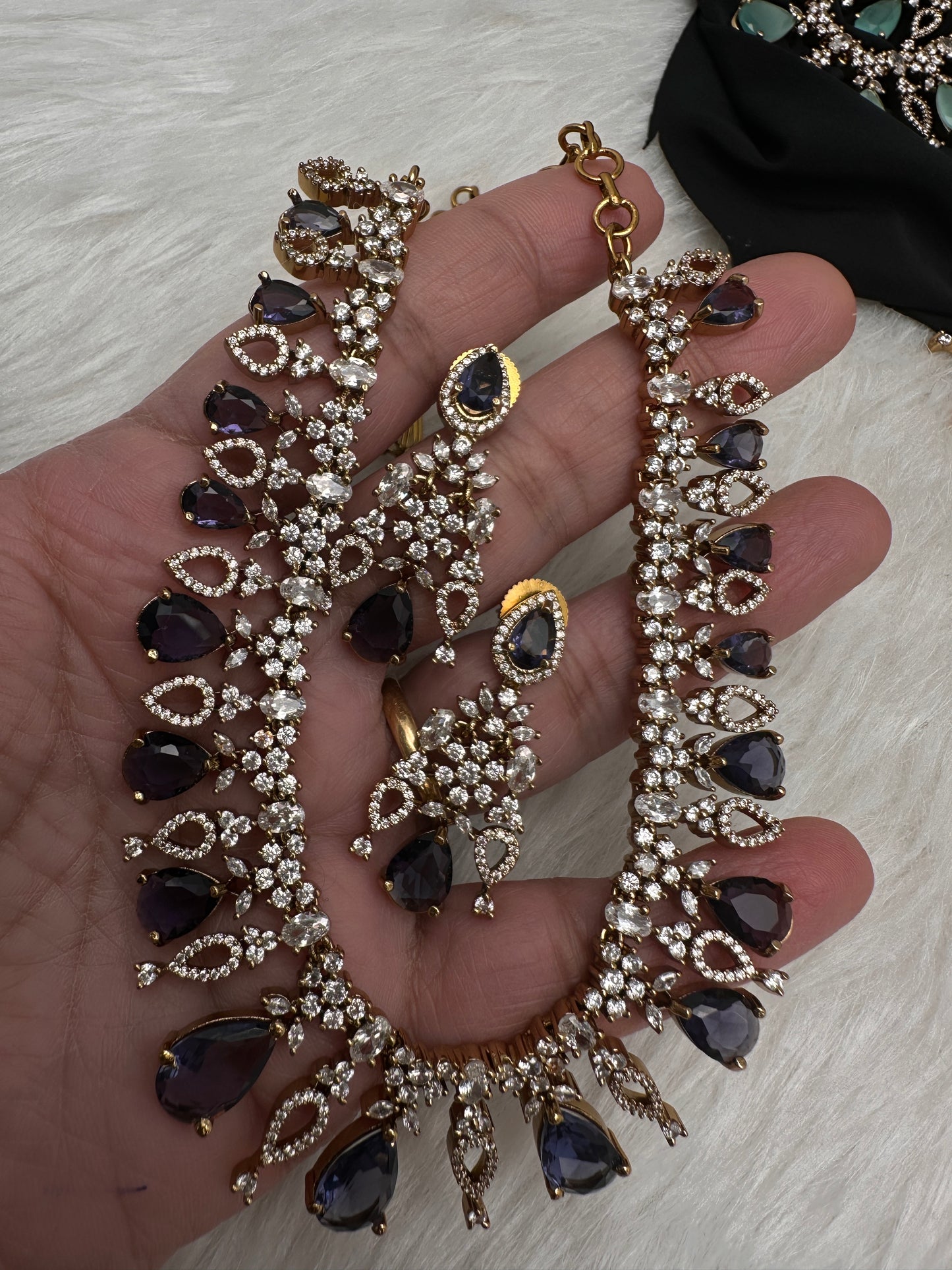 AD  Victorian Color Stone Necklace - Purple