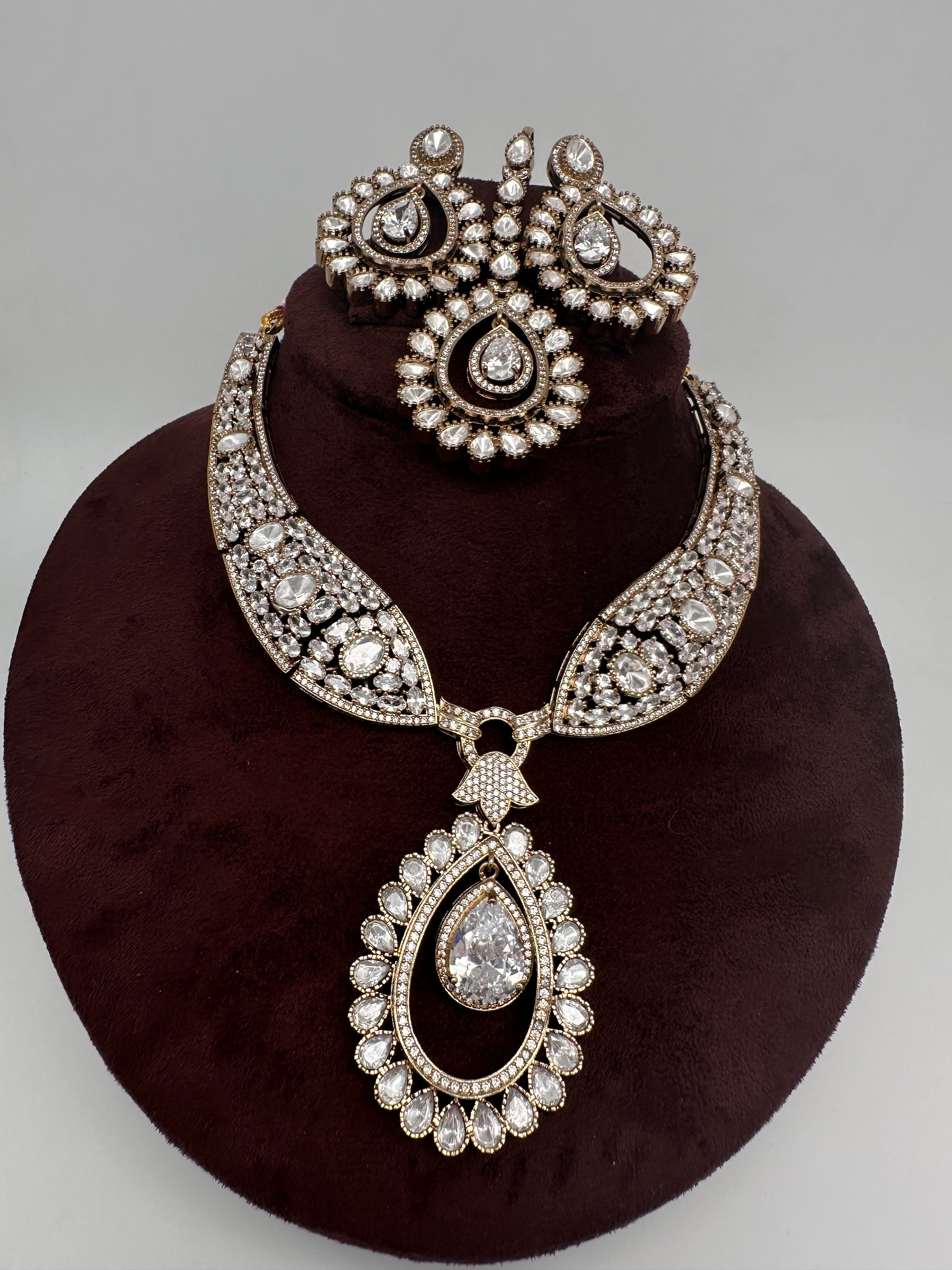 Moissanite AD Neckline Short Necklace with Earrings and Mang Tika - 