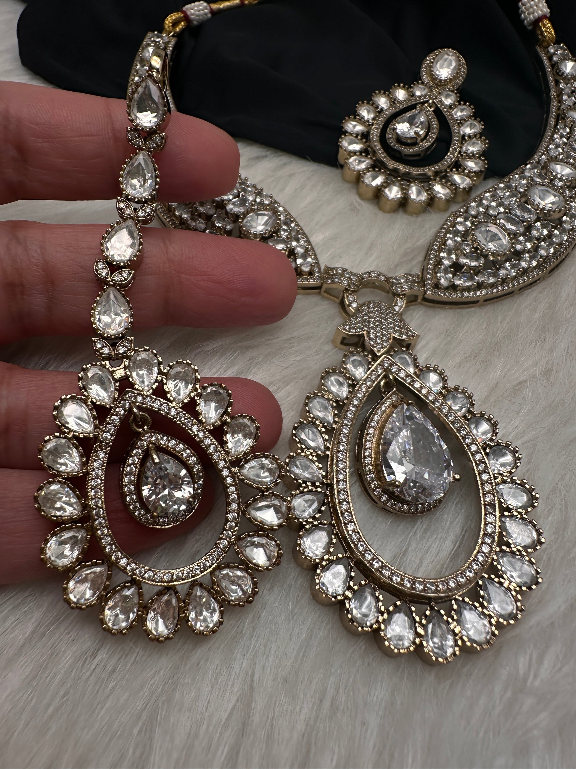 Moissanite AD Neckline Short Necklace with Earrings and Mang Tika - 