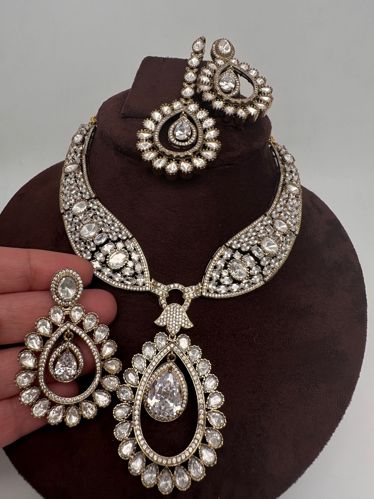 Moissanite AD Neckline Short Necklace with Earrings and Mang Tika - 