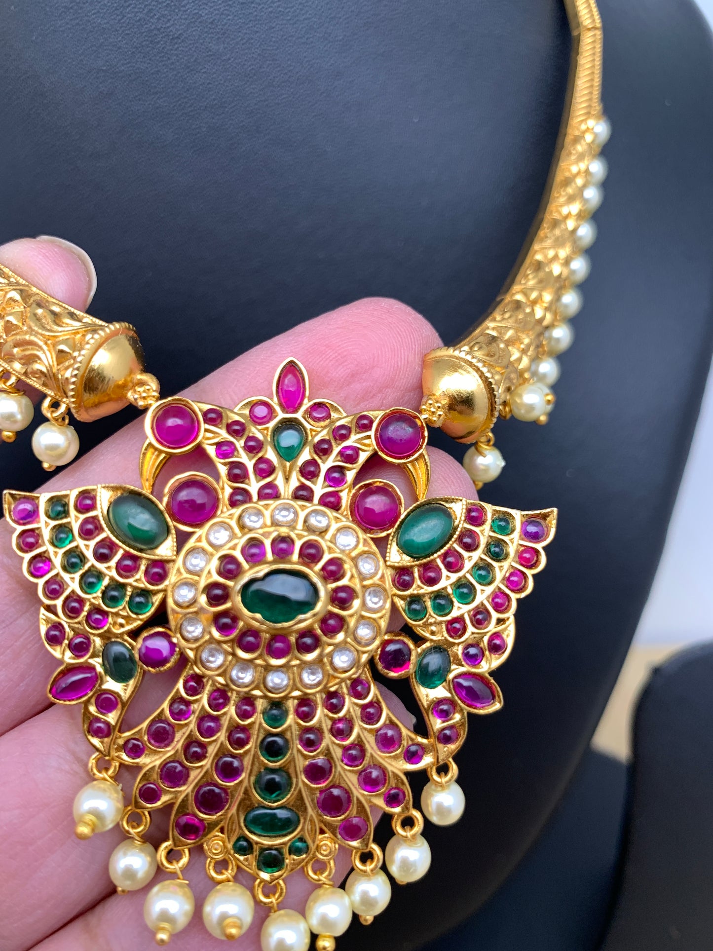 Antique Red Green Kemp Necklace Floral Pattern Kanthi Style