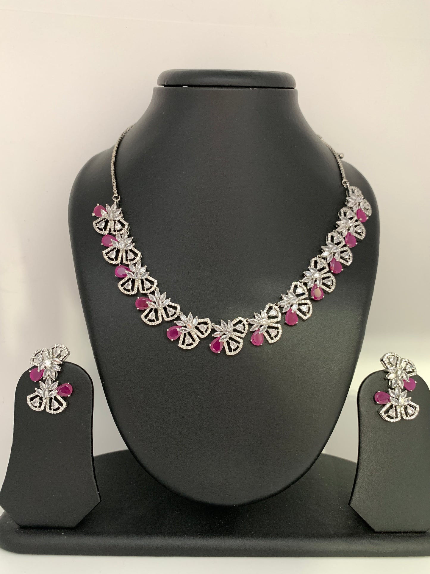 AD Silver Polish Pink Stone Adjustable Metal Chain Short Necklace