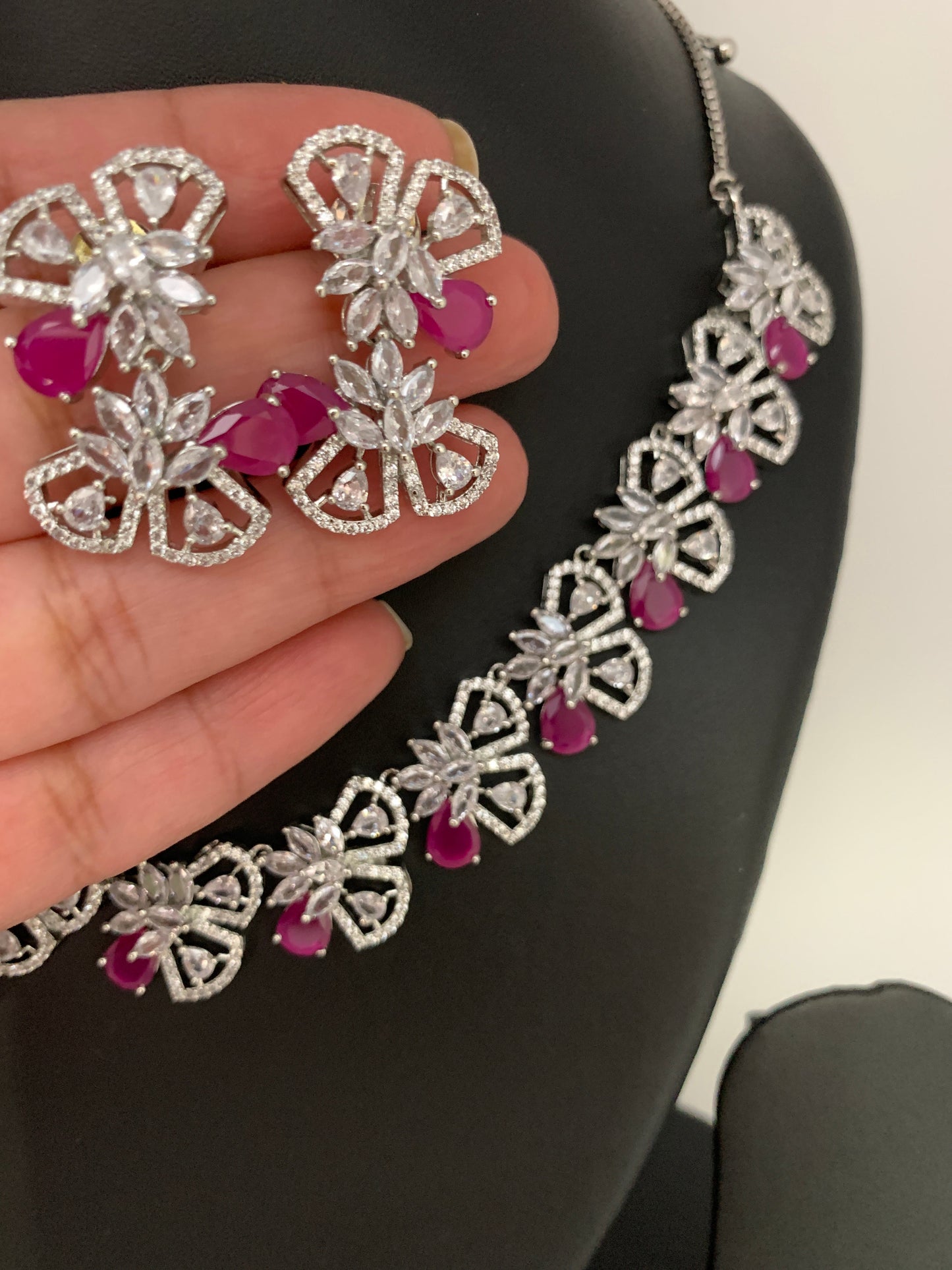 AD Silver Polish Pink Stone Adjustable Metal Chain Short Necklace