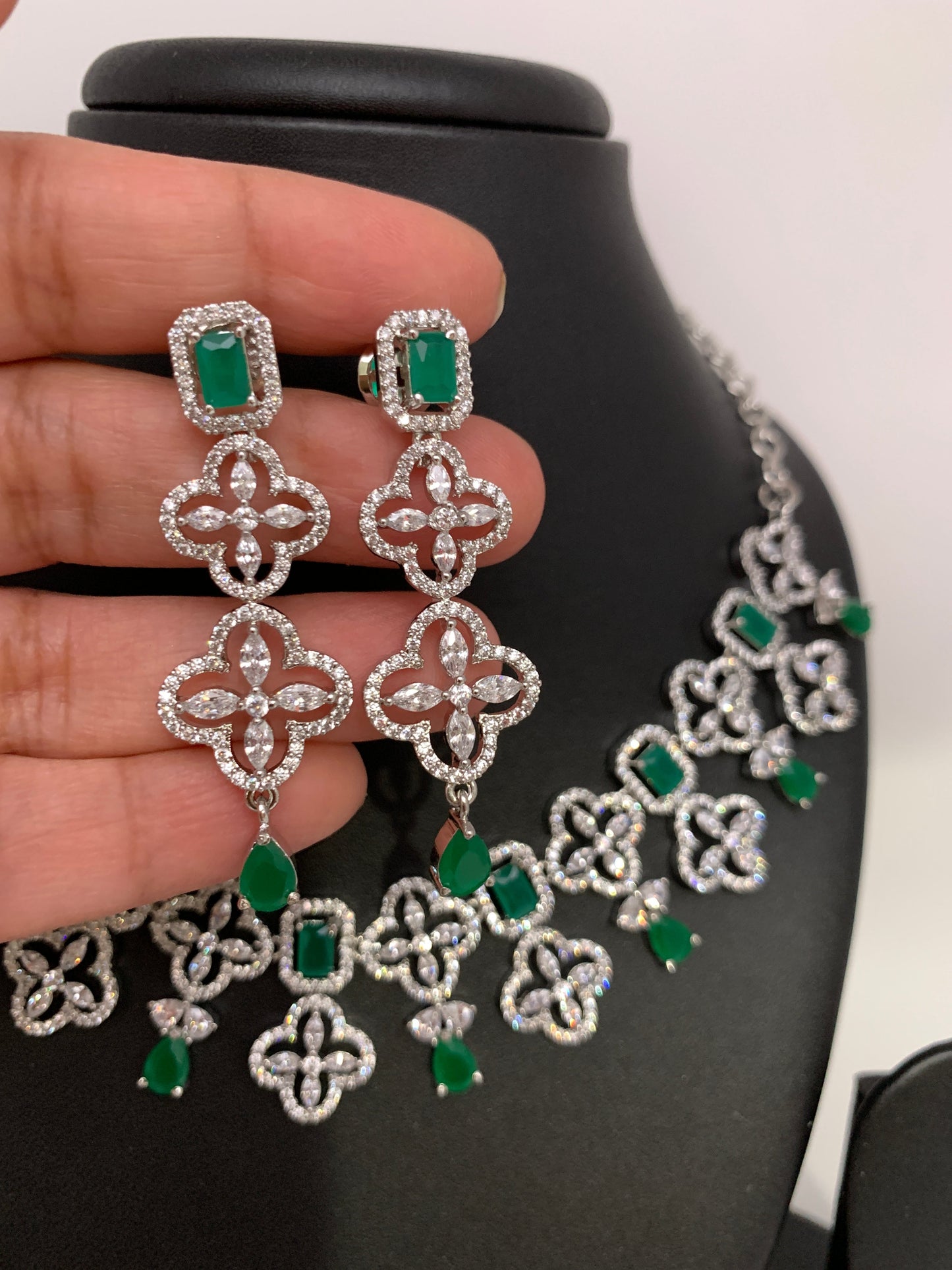 Emrald Green Stone American Diamond Short Necklace in Silver Polish