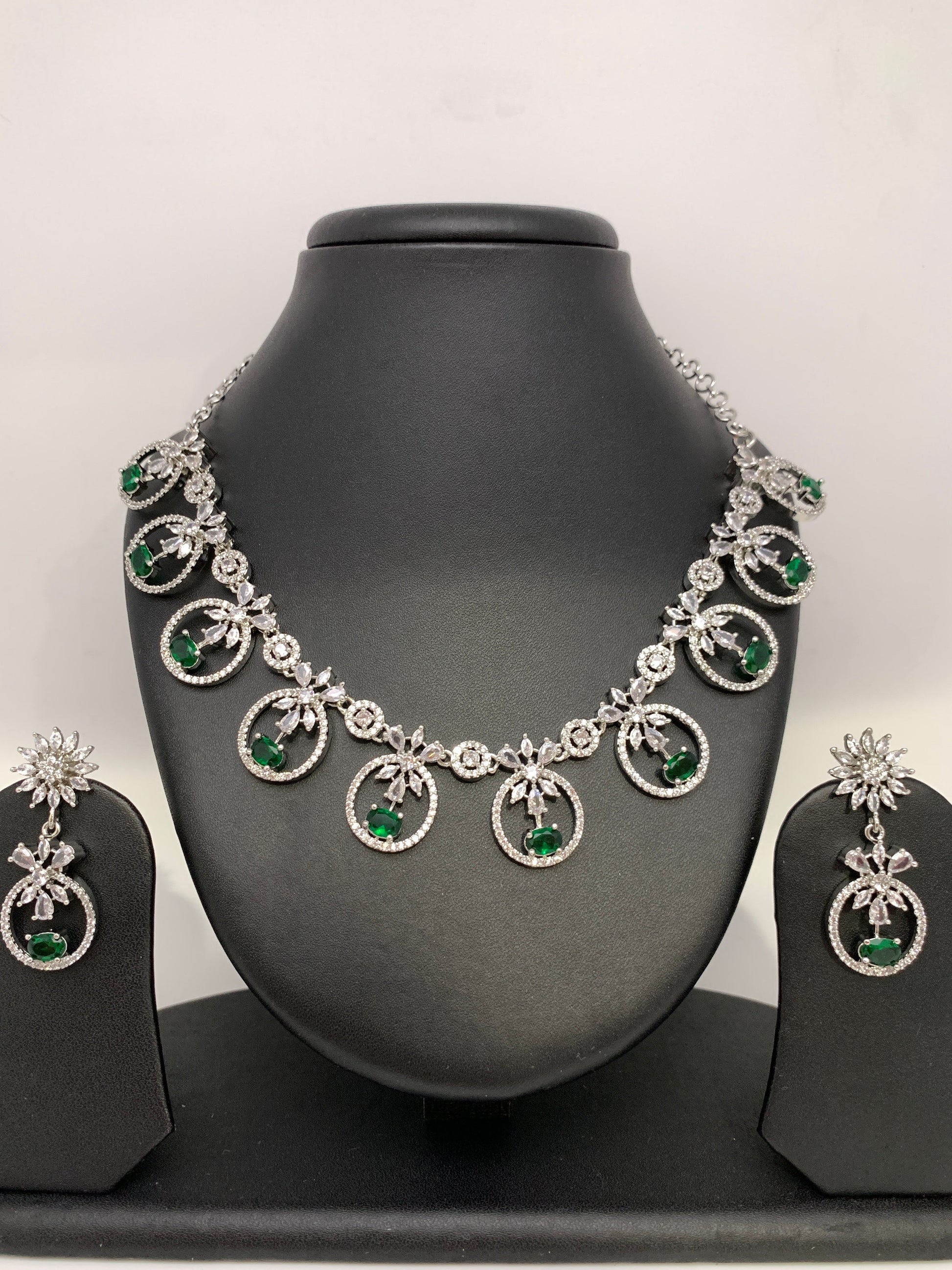 Green Stone American Diamond Floral pattern Short Necklace in Silver Polish
