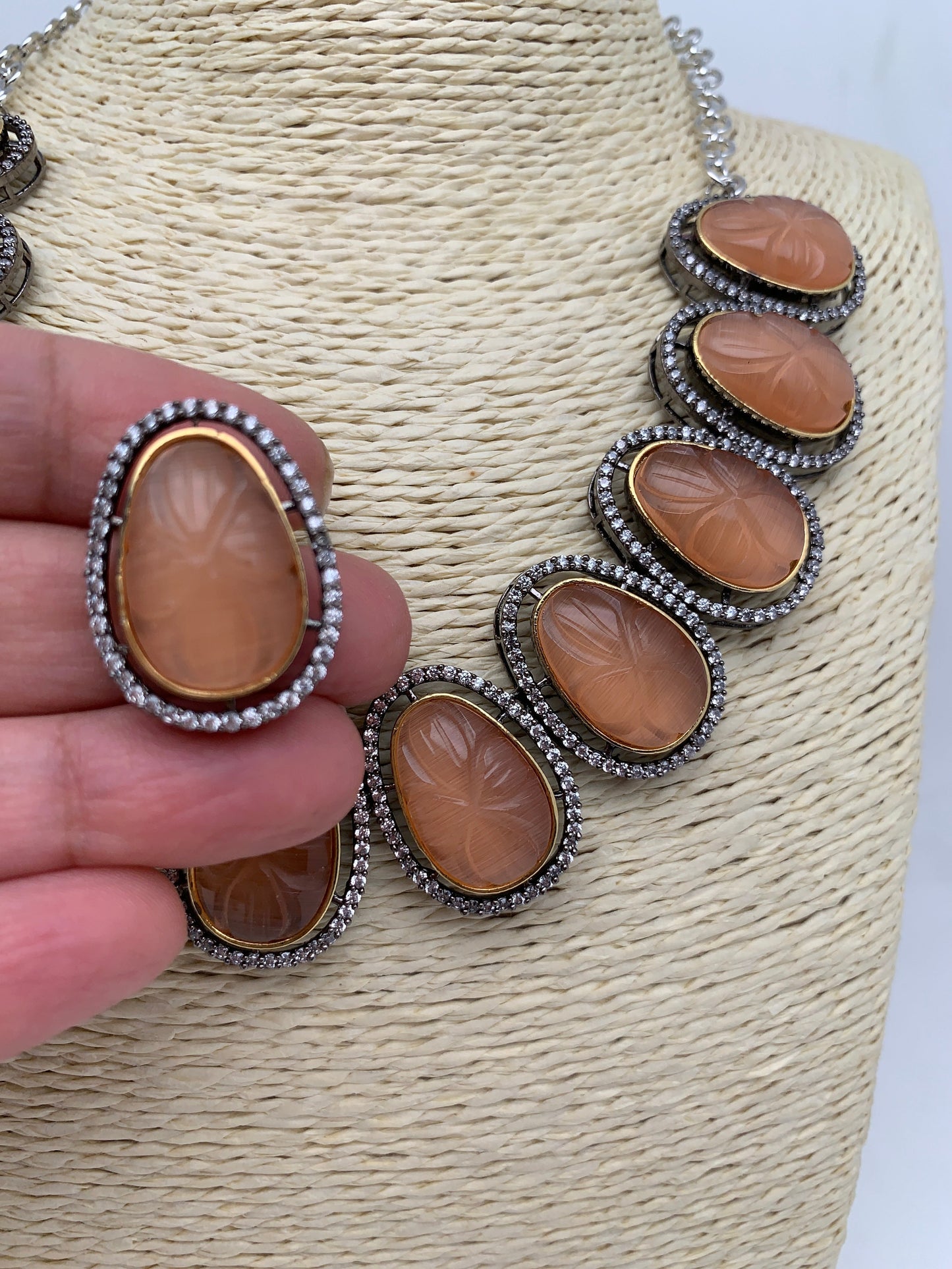 Peachish Brown Carved Oval Stone AD Victorian Polish Short Necklace