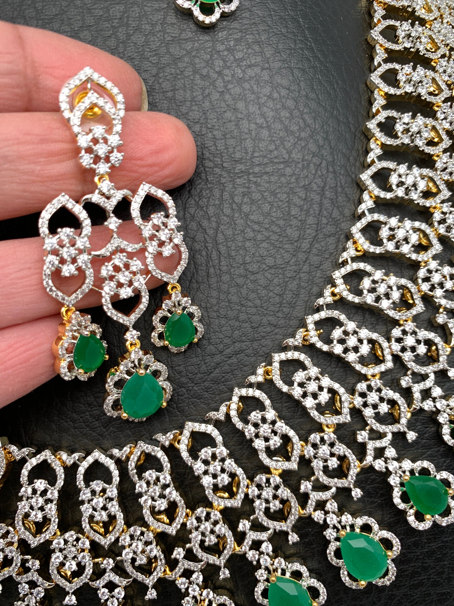 AD Emerald Green Stone Broad Design U Shape Medium Short Necklace