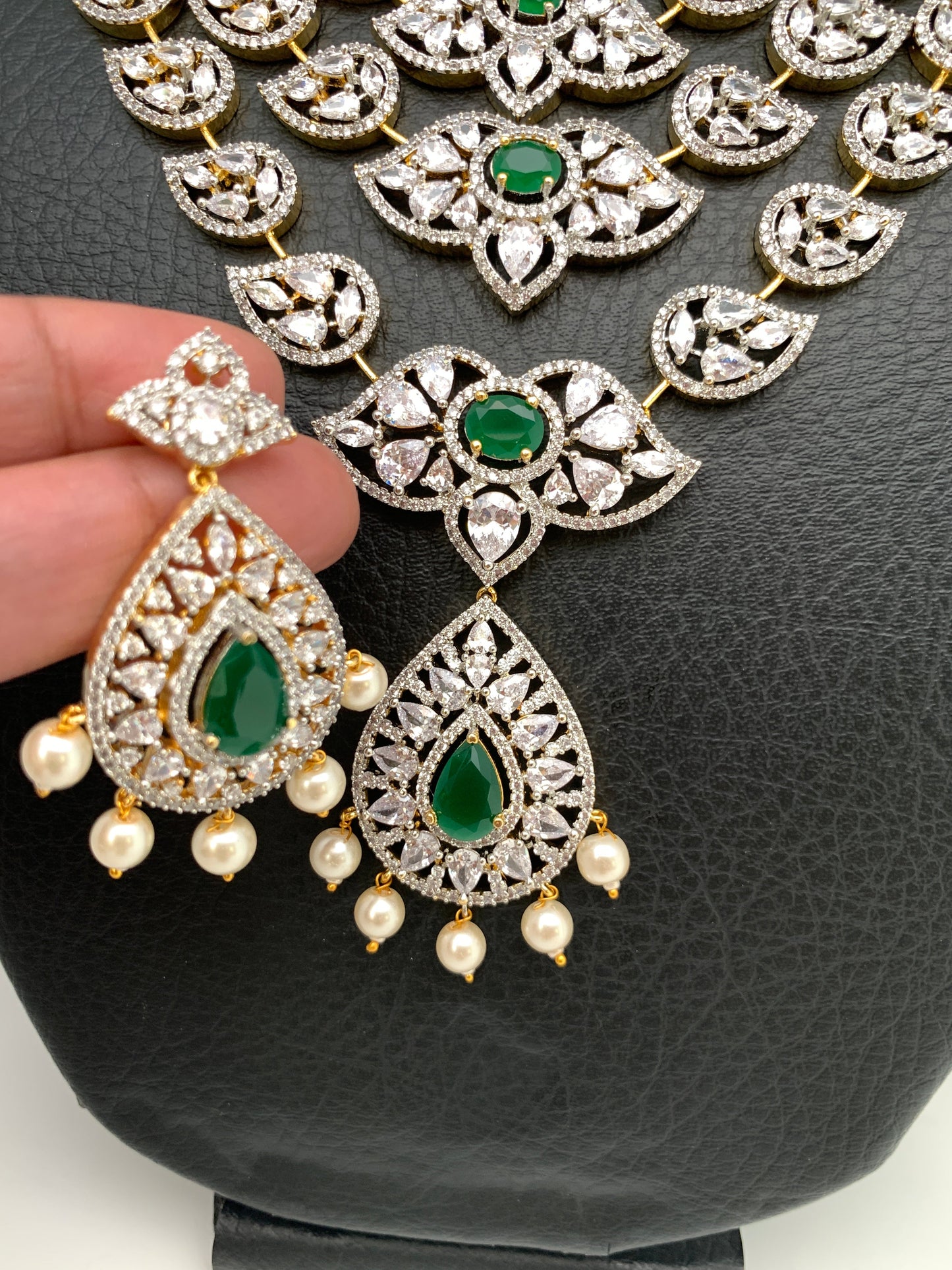 AD Emerald Green Stone Multi Layer Teen Lada Short Necklace
