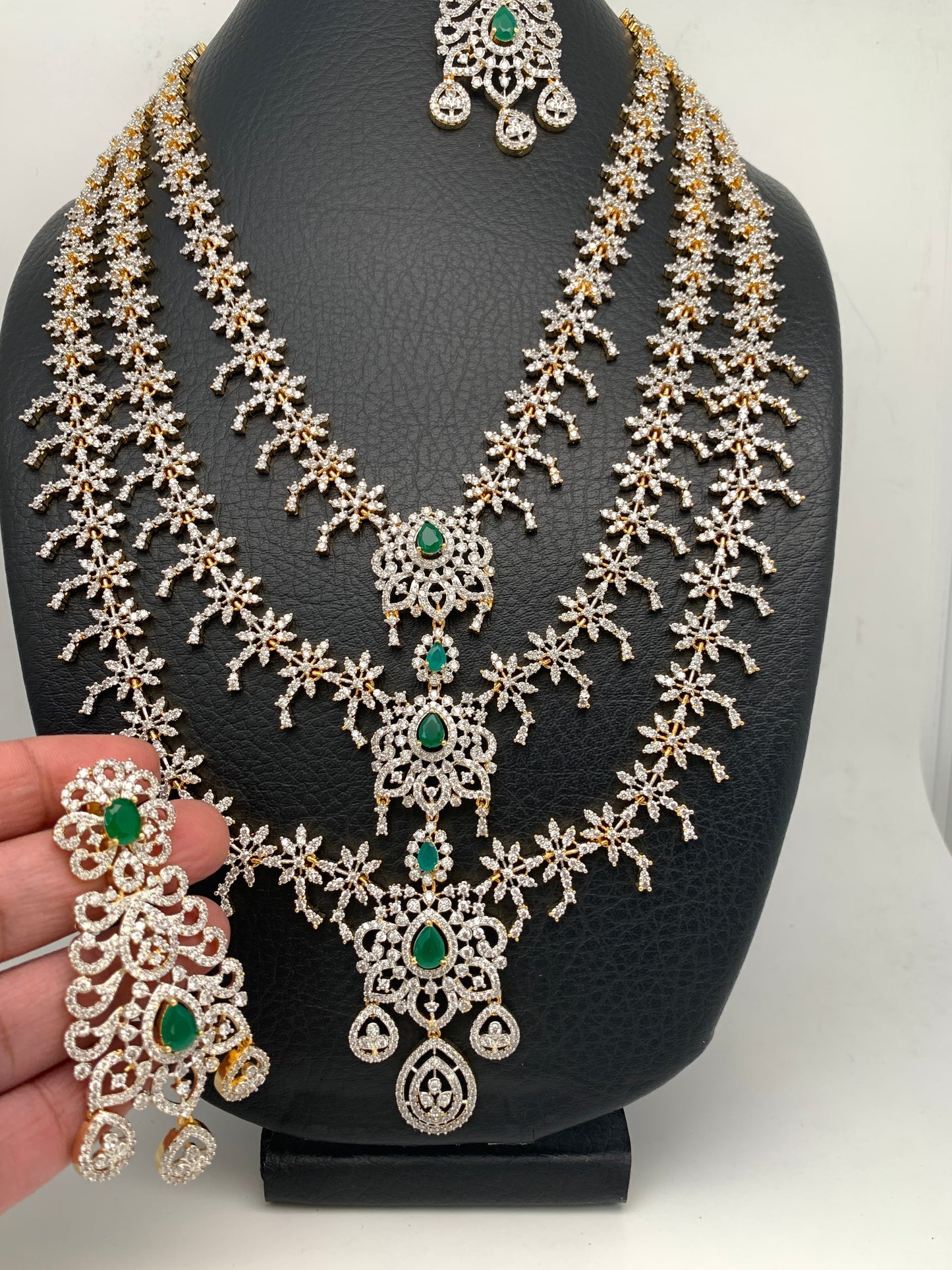 AD Emerald Green Stone Teen Lada Three Layer Long Necklace