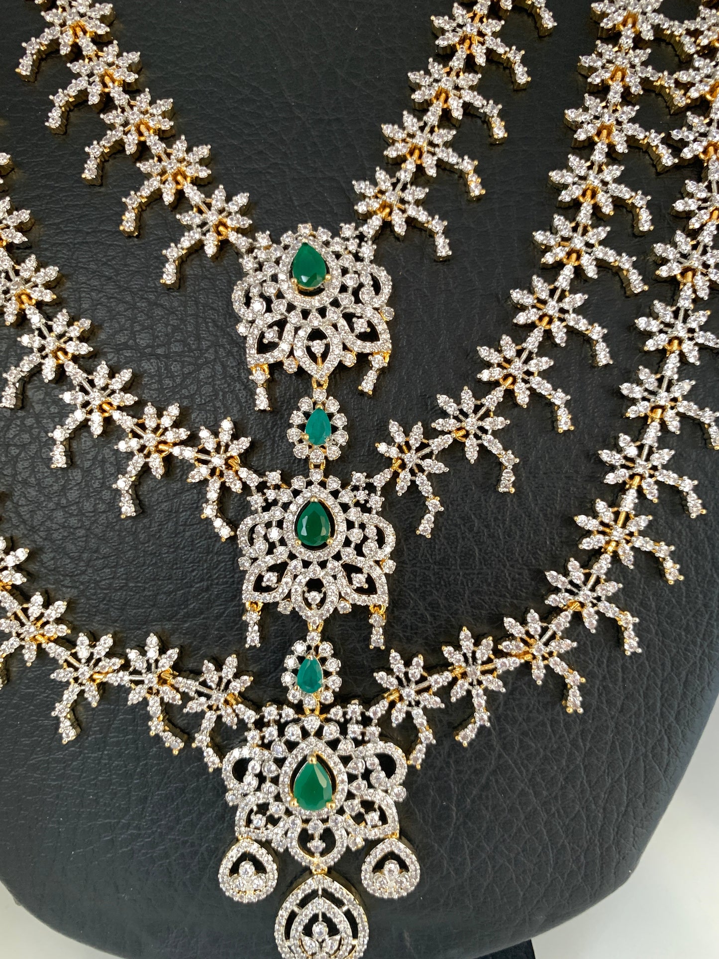 AD Emerald Green Stone Teen Lada Three Layer Long Necklace