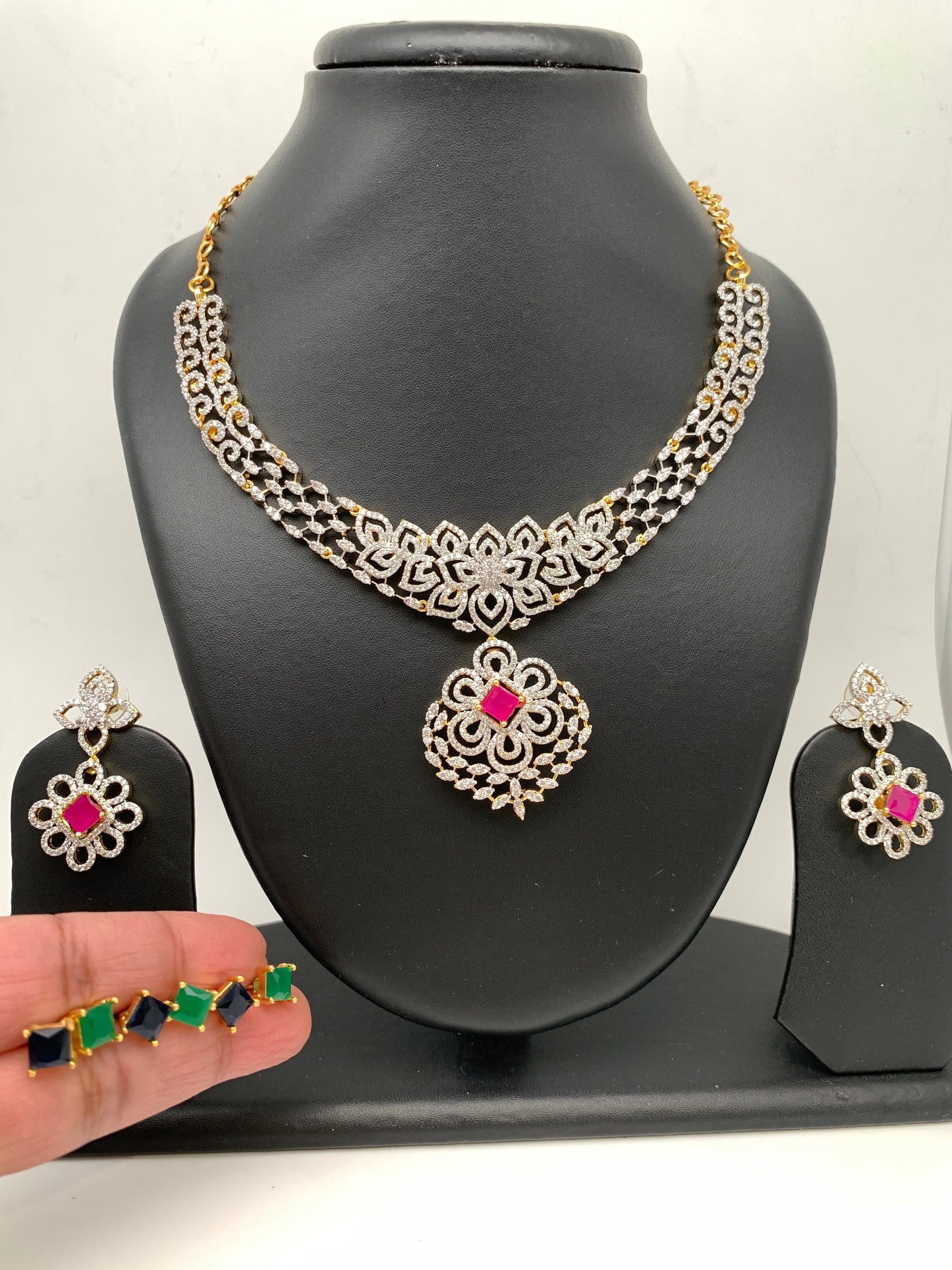 AD Changeable Multi Stone Short Neckline Necklace