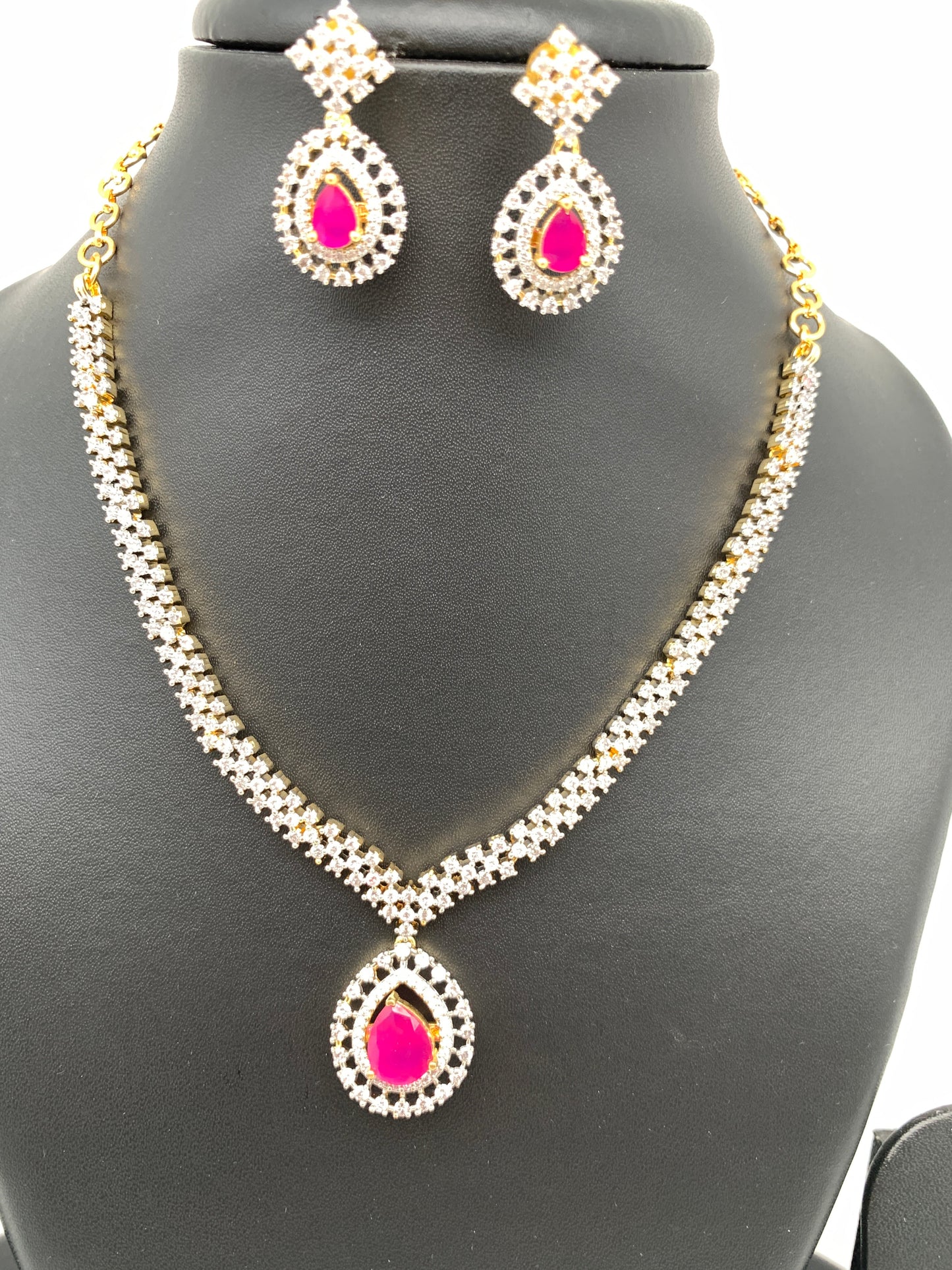 Simple AD Changeable Multi Stone Short Necklace
