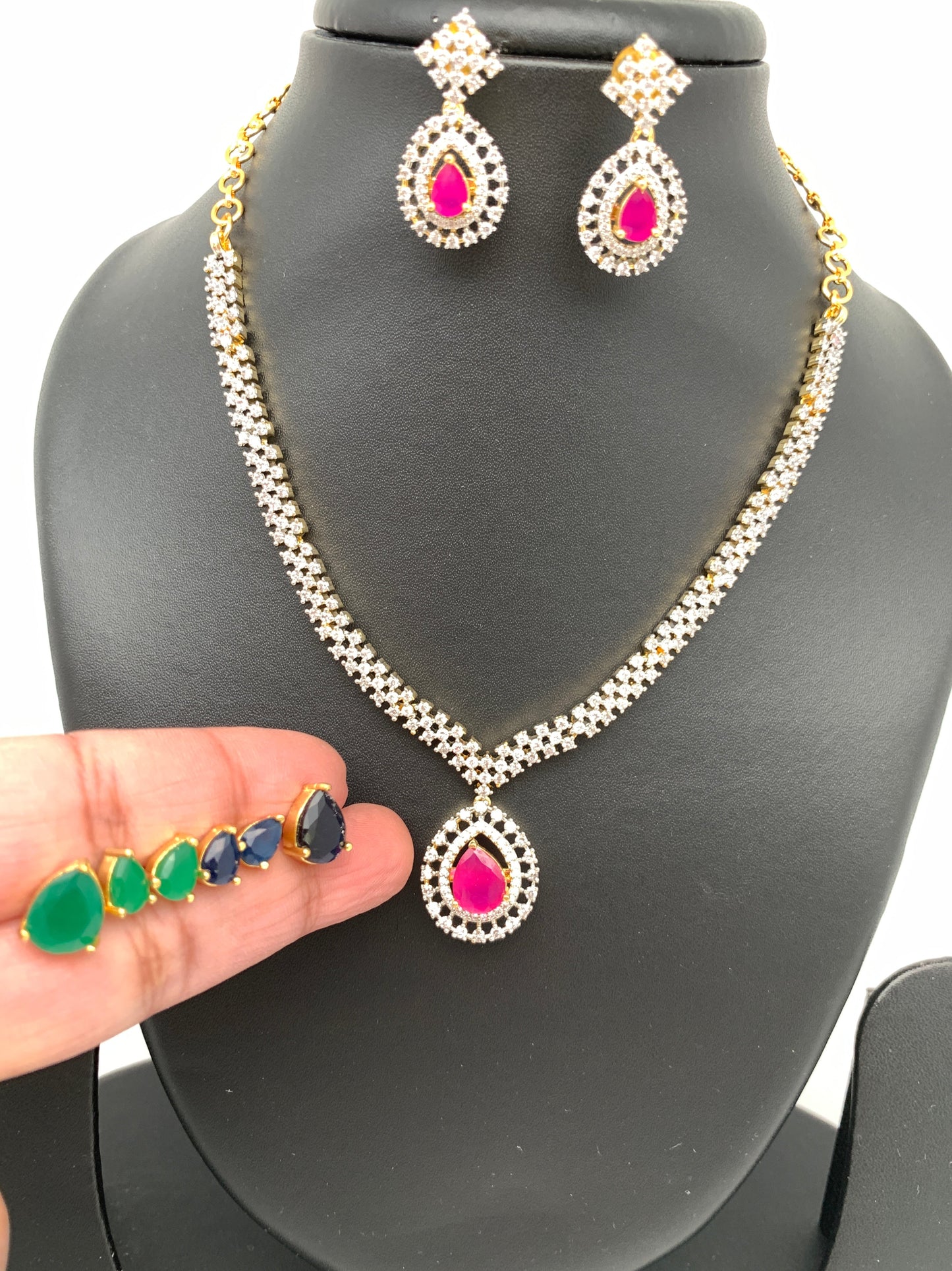 Simple AD Changeable Multi Stone Short Necklace
