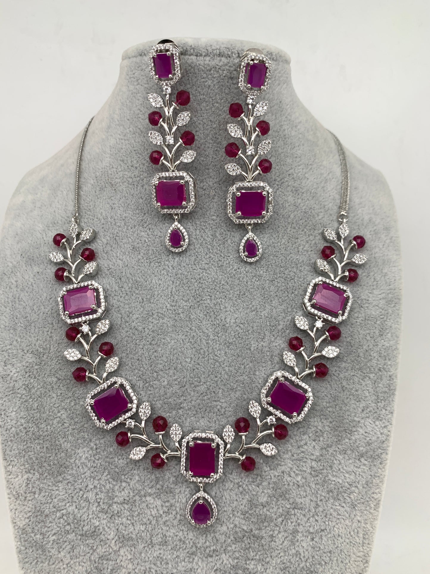 AD Red Stone Silver Finish Short Neckline Neckalce