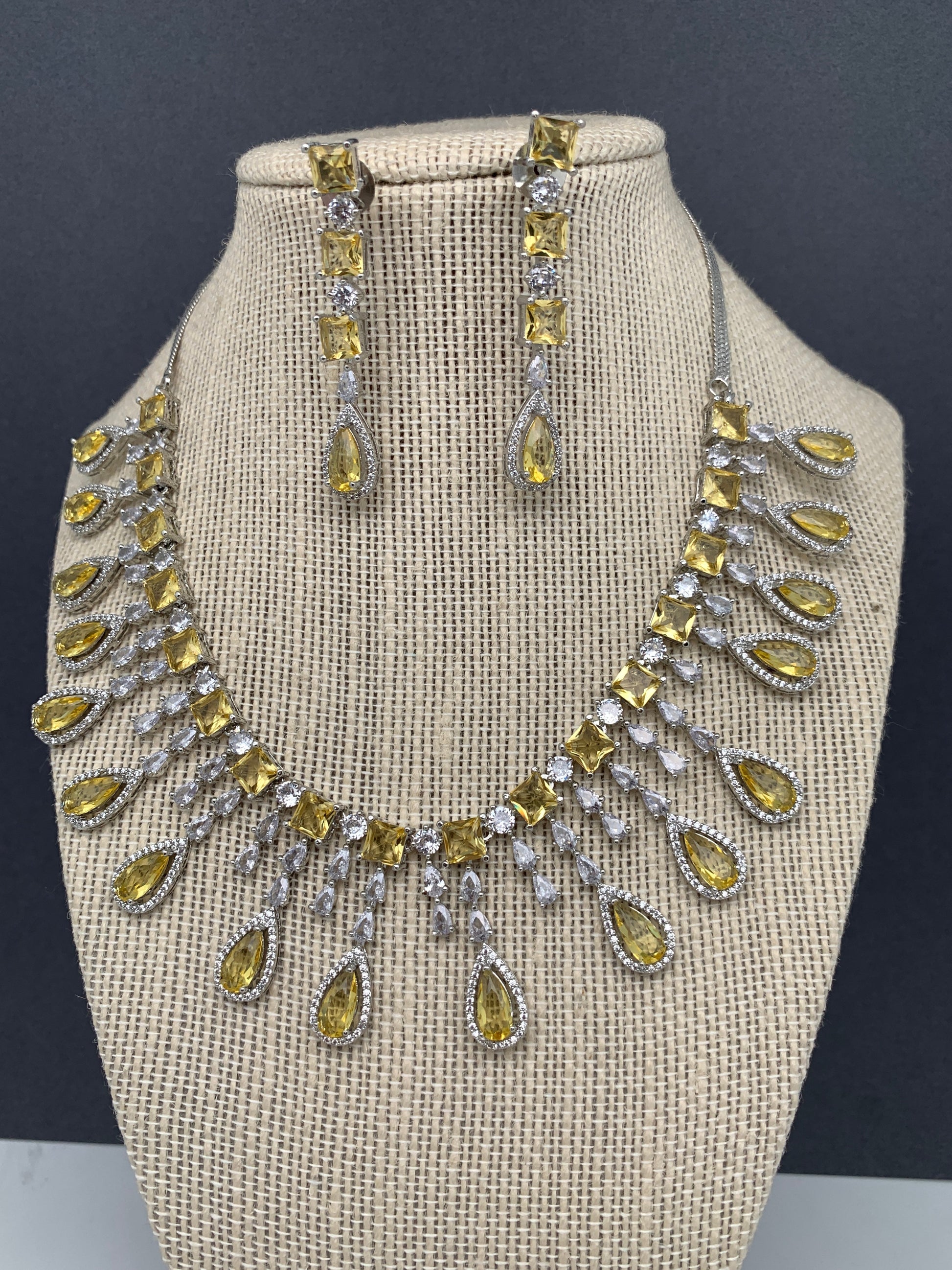 Doublet Stone Silver Finish Short Necklace - Yellow