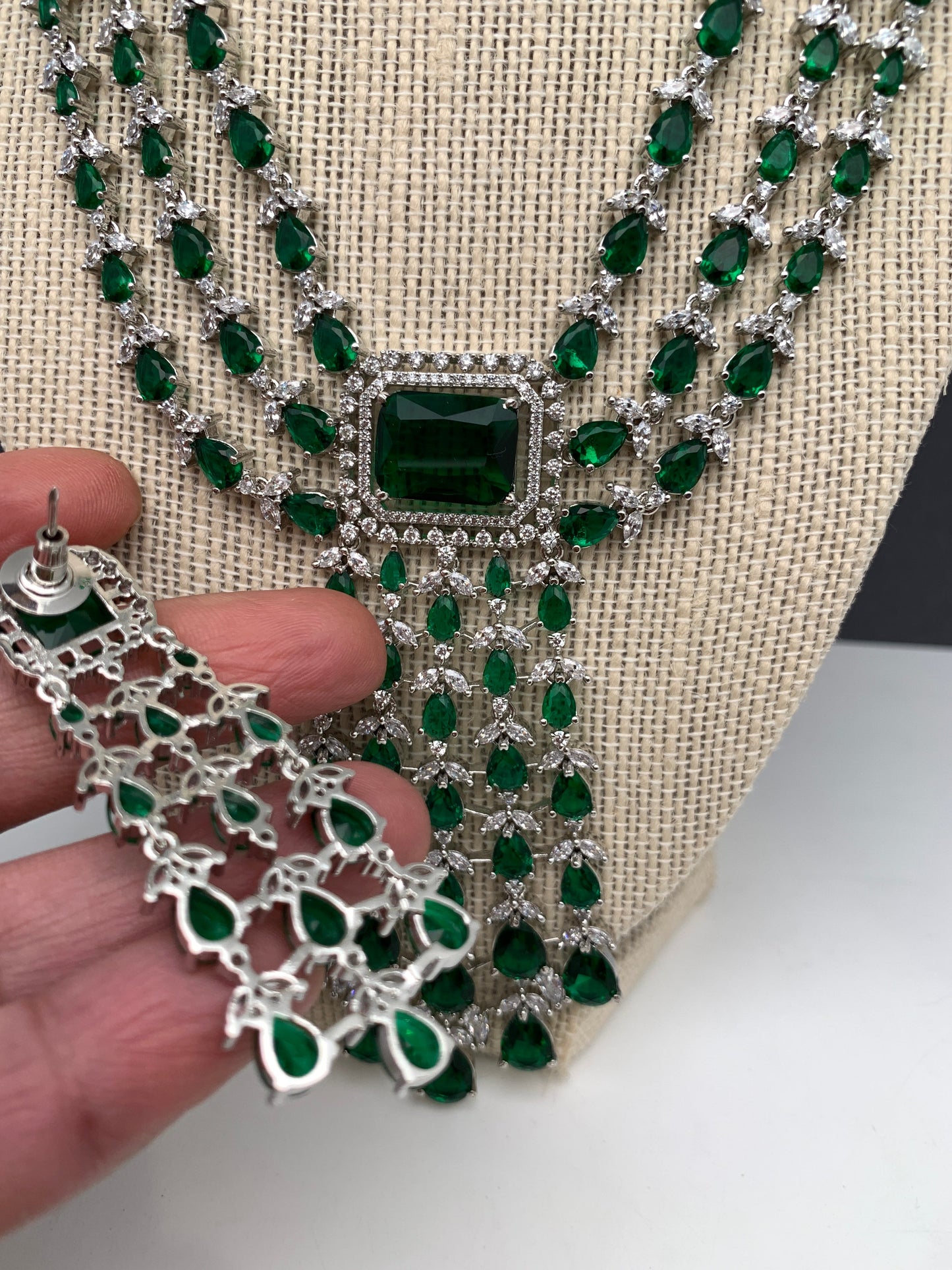Doublet Stone Silver Finish Short Necklace - Green